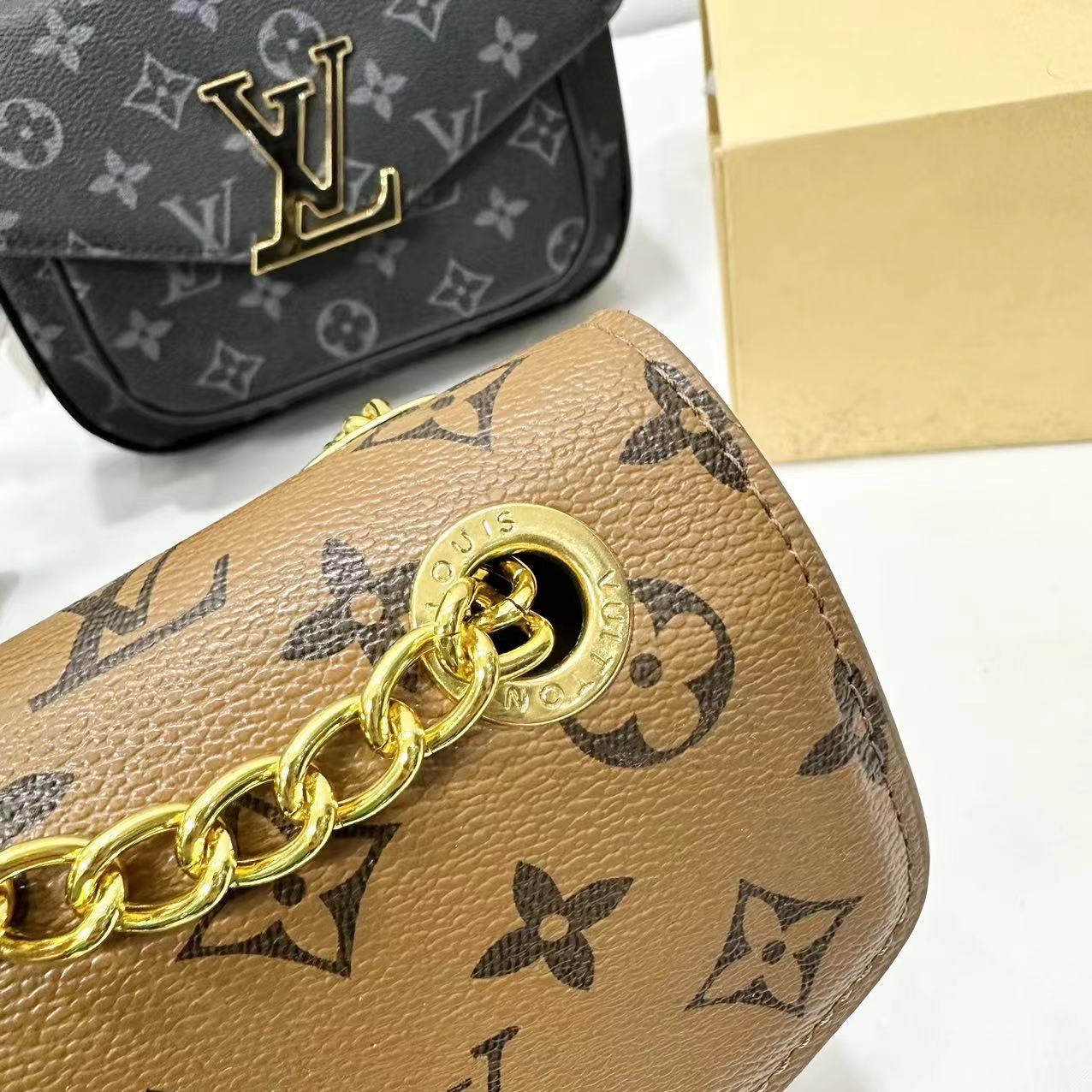 Louis vuitton handbag