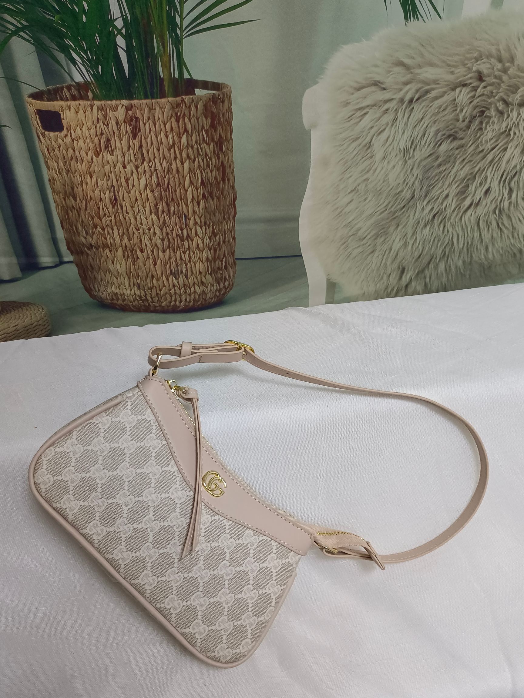 Gucci Handbags