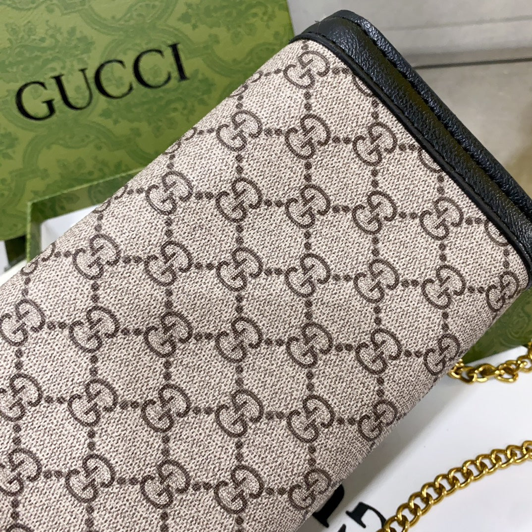 Gucci Handbags