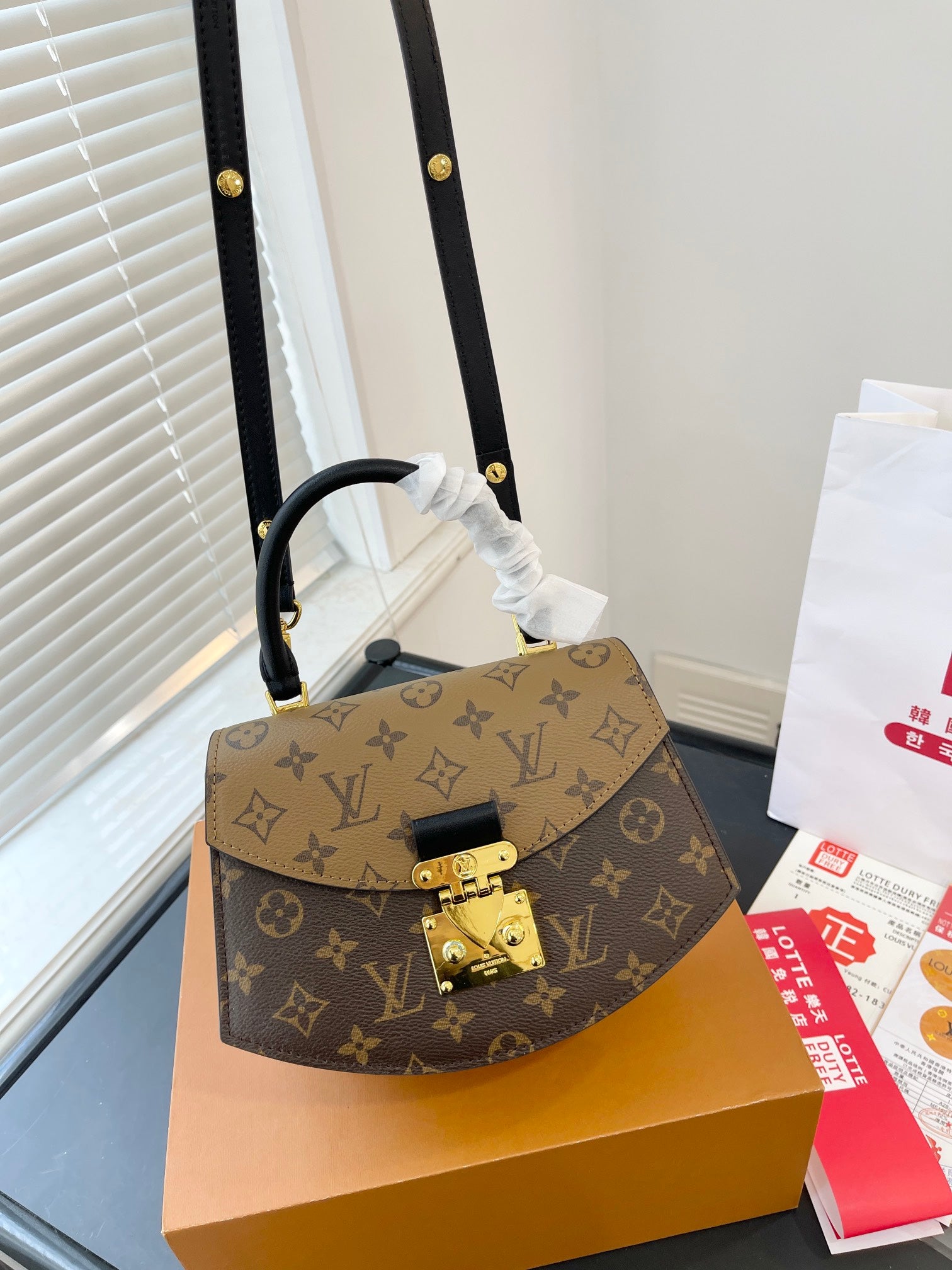 Louis vuitton handbags