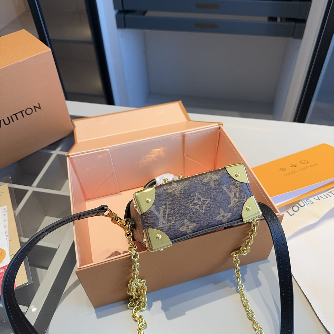 Louis vuitton handbags