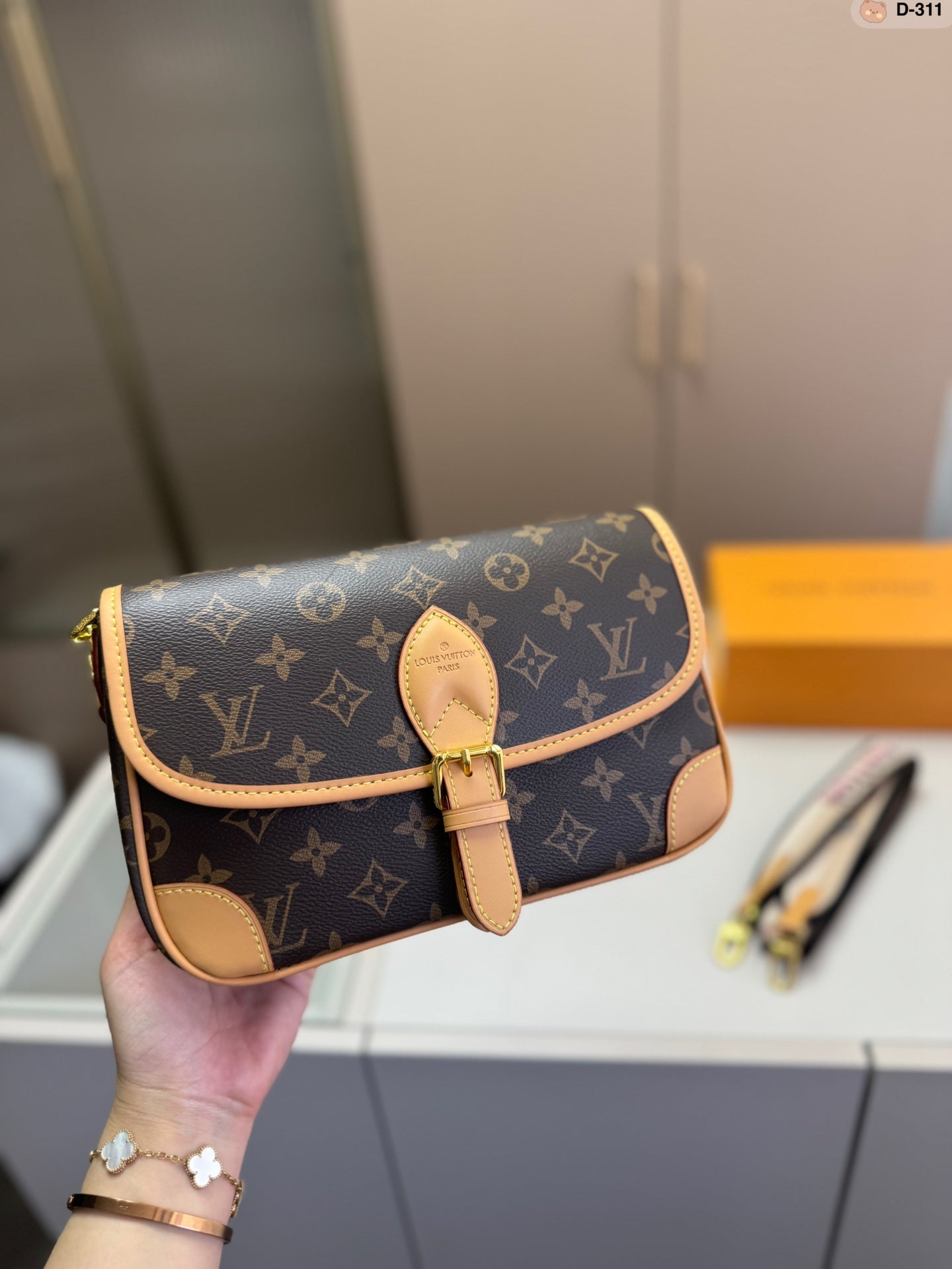 Louis vuitton handbags