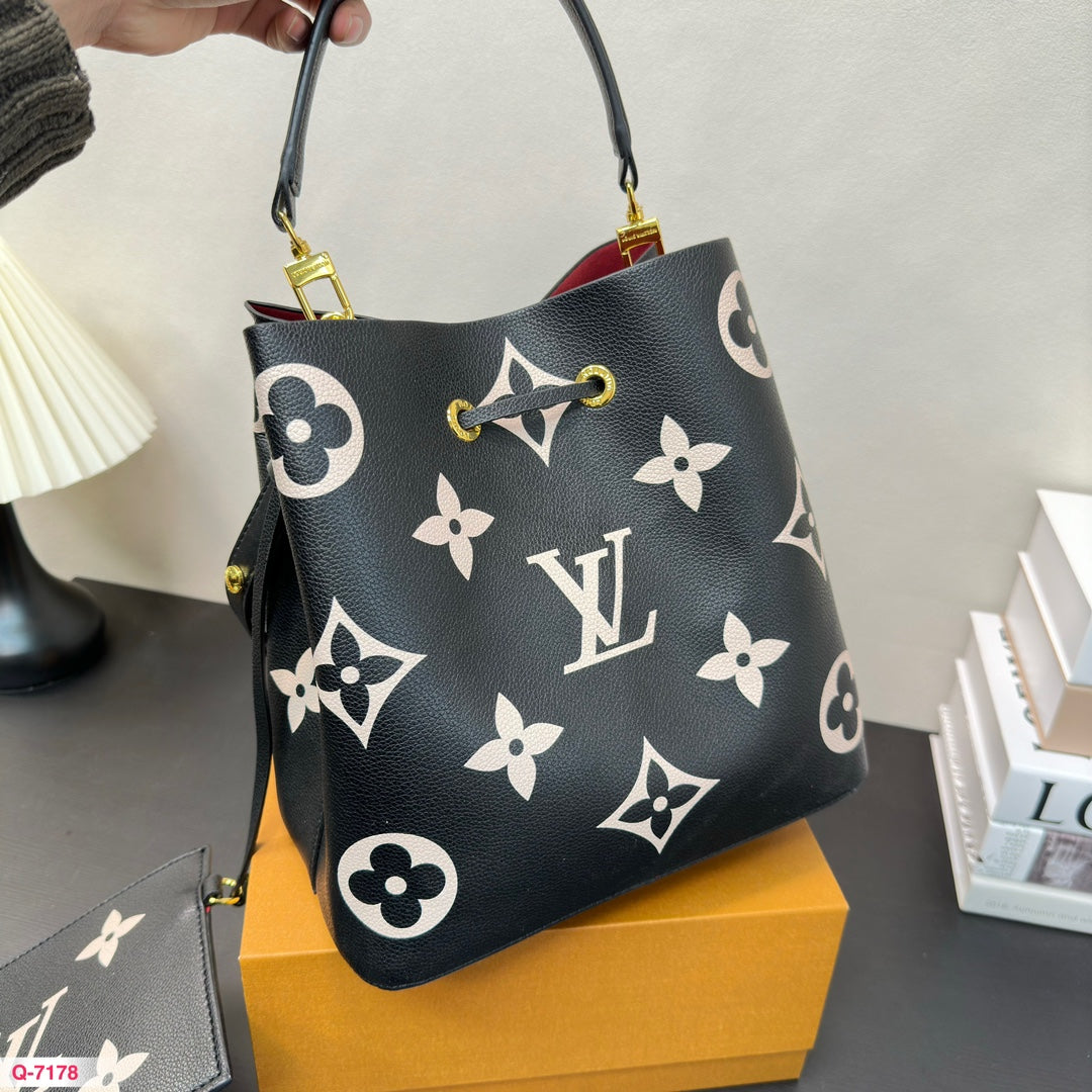 Louis vuitton handbags