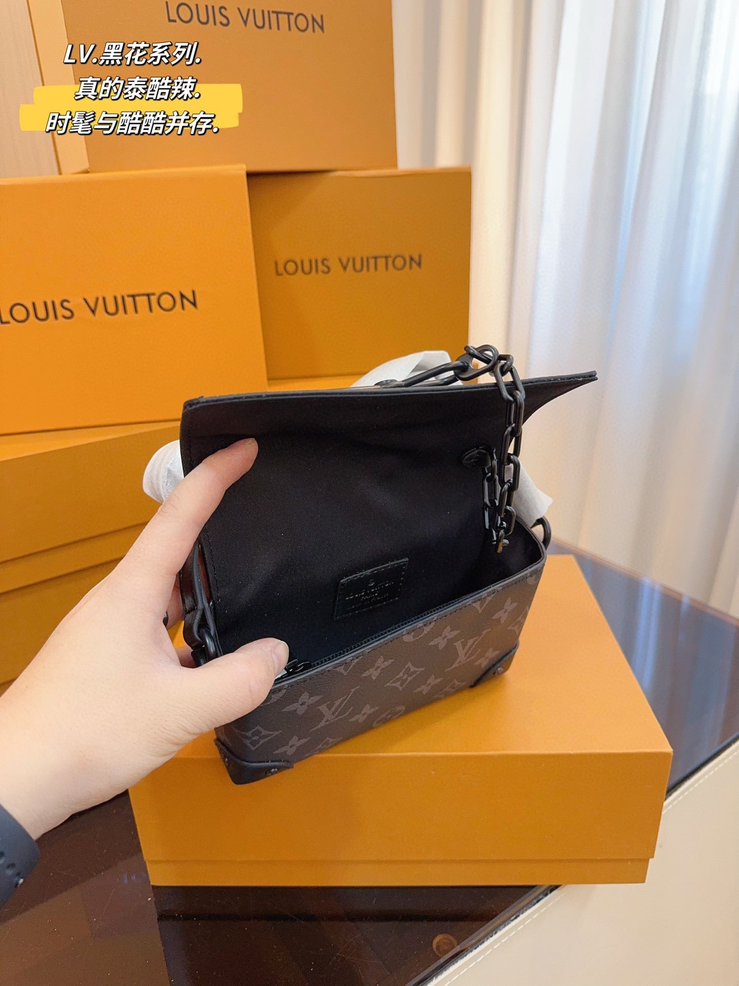 Louis vuitton handbags