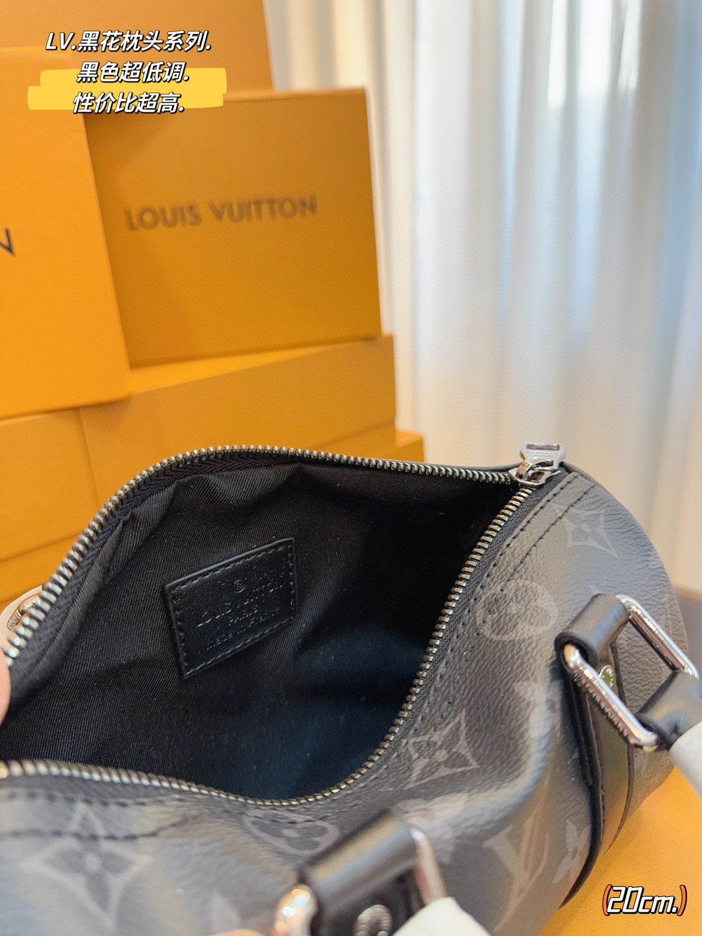 Louis vuitton handbags