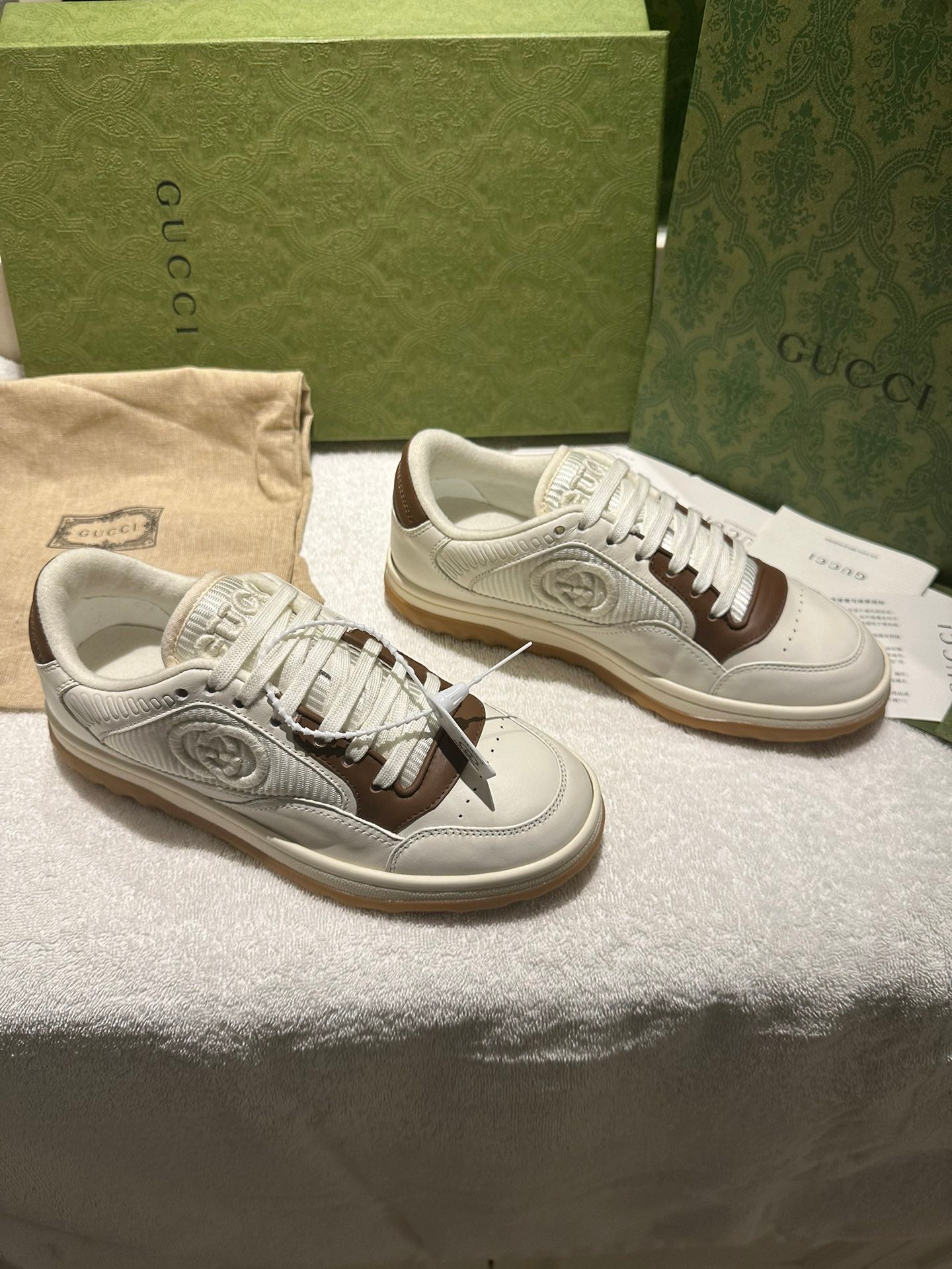 Gucci Sneakers