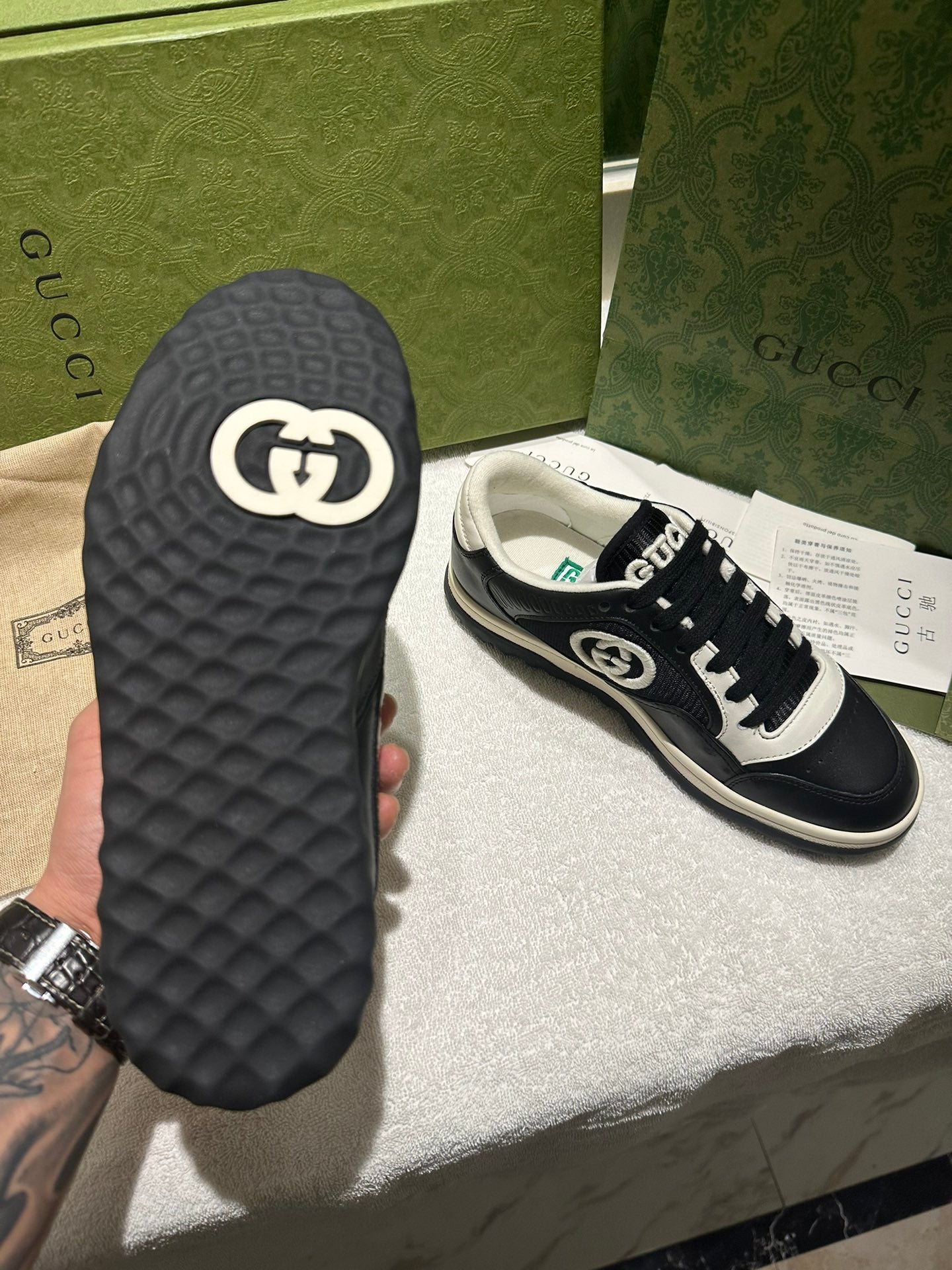 Gucci Sneakers