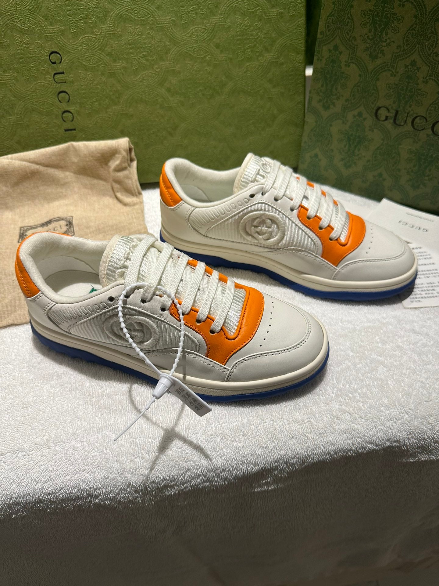 Gucci Sneakers