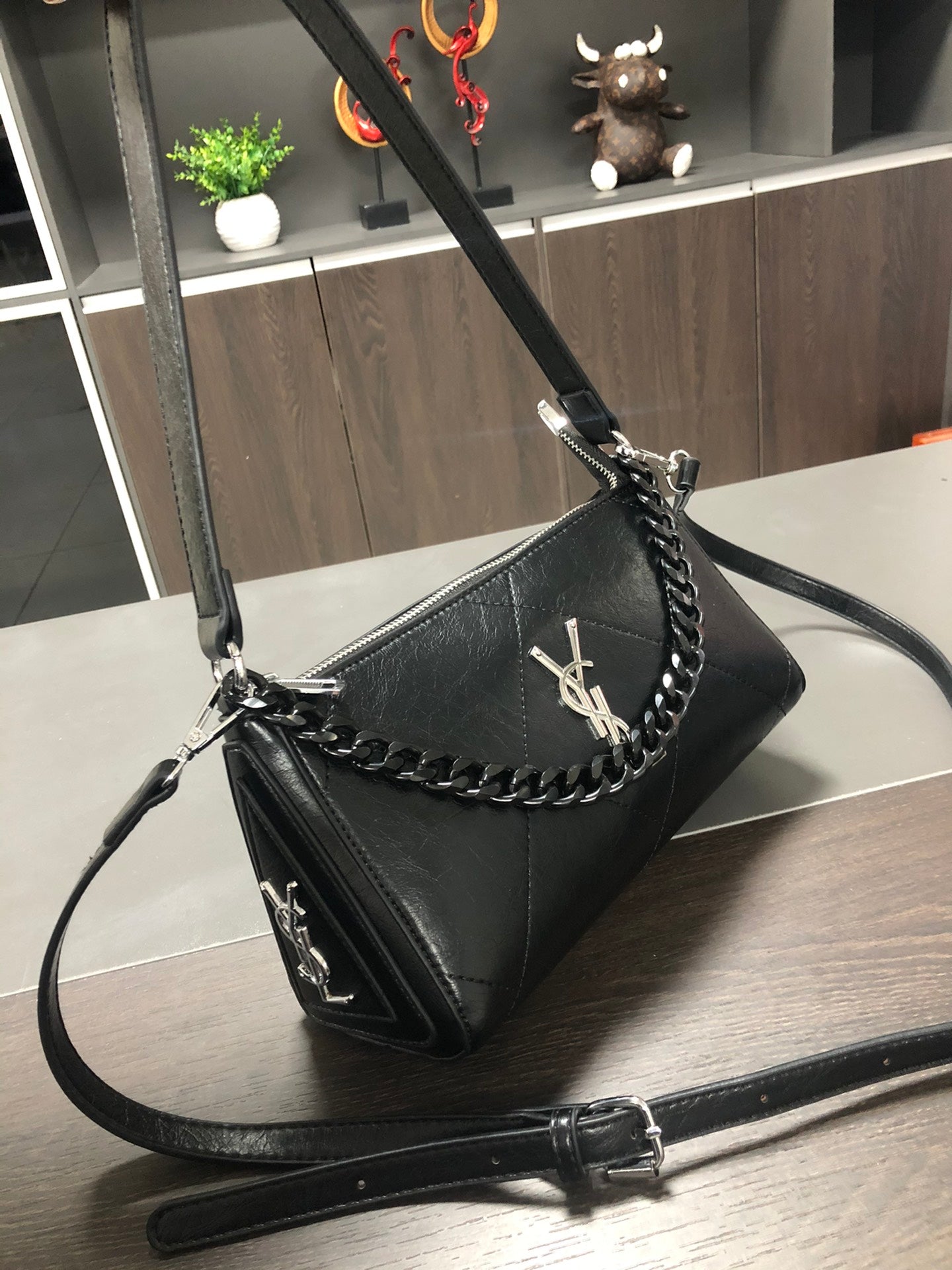 Ysl  Yves Saint Laurent Handbags