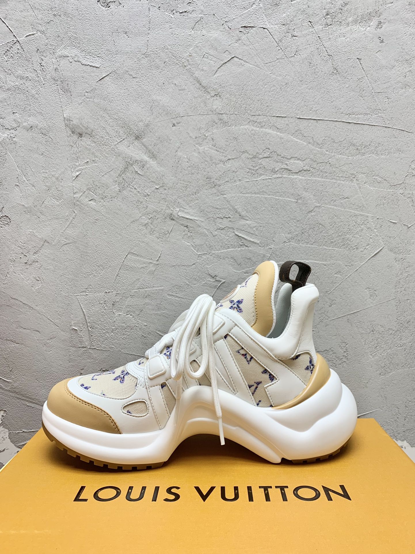 Louis Vuitton Sneakers