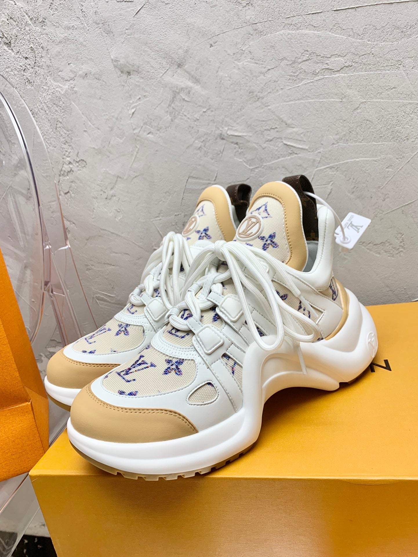 Louis Vuitton Sneakers