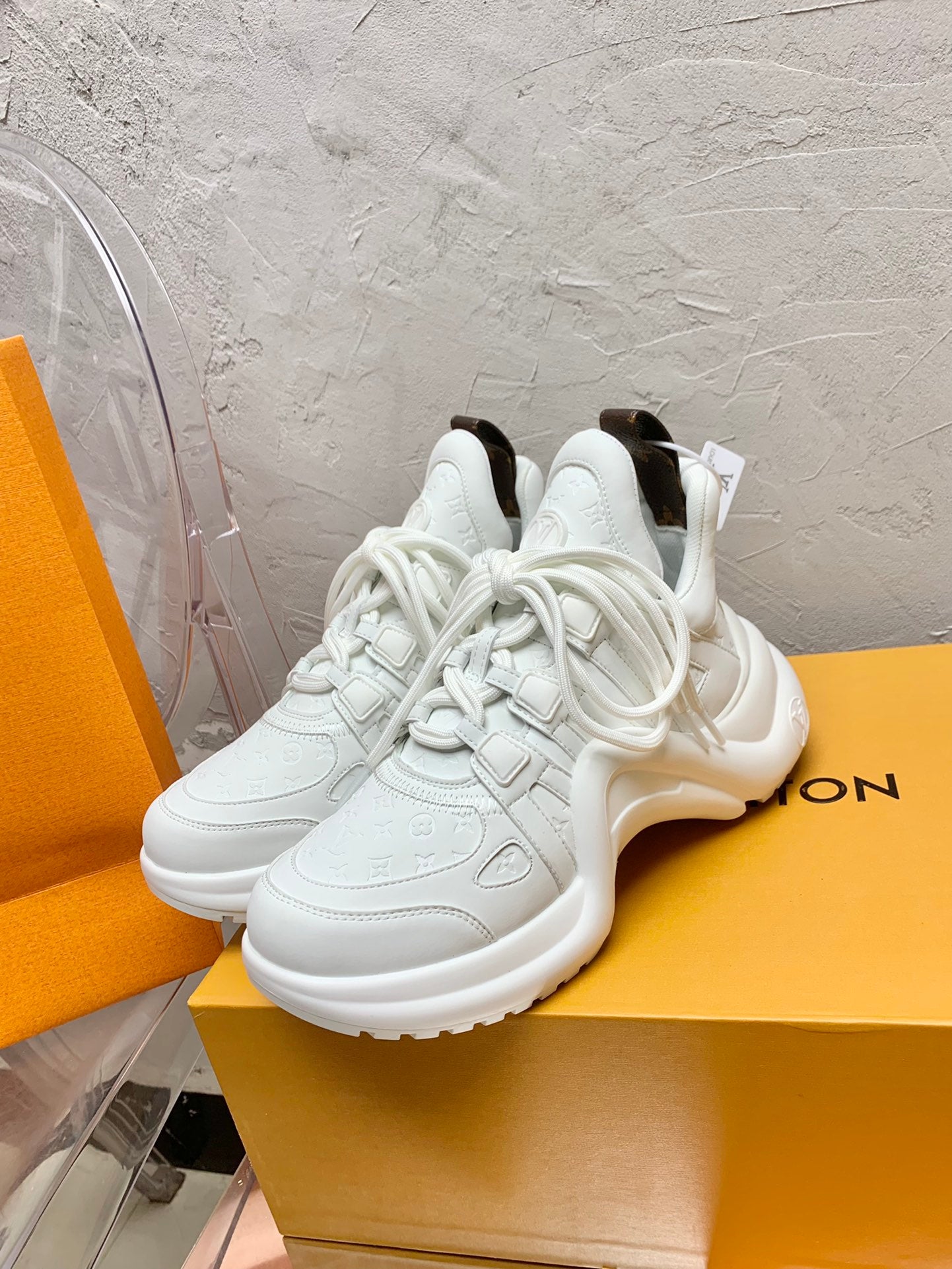 Louis Vuitton Sneakers