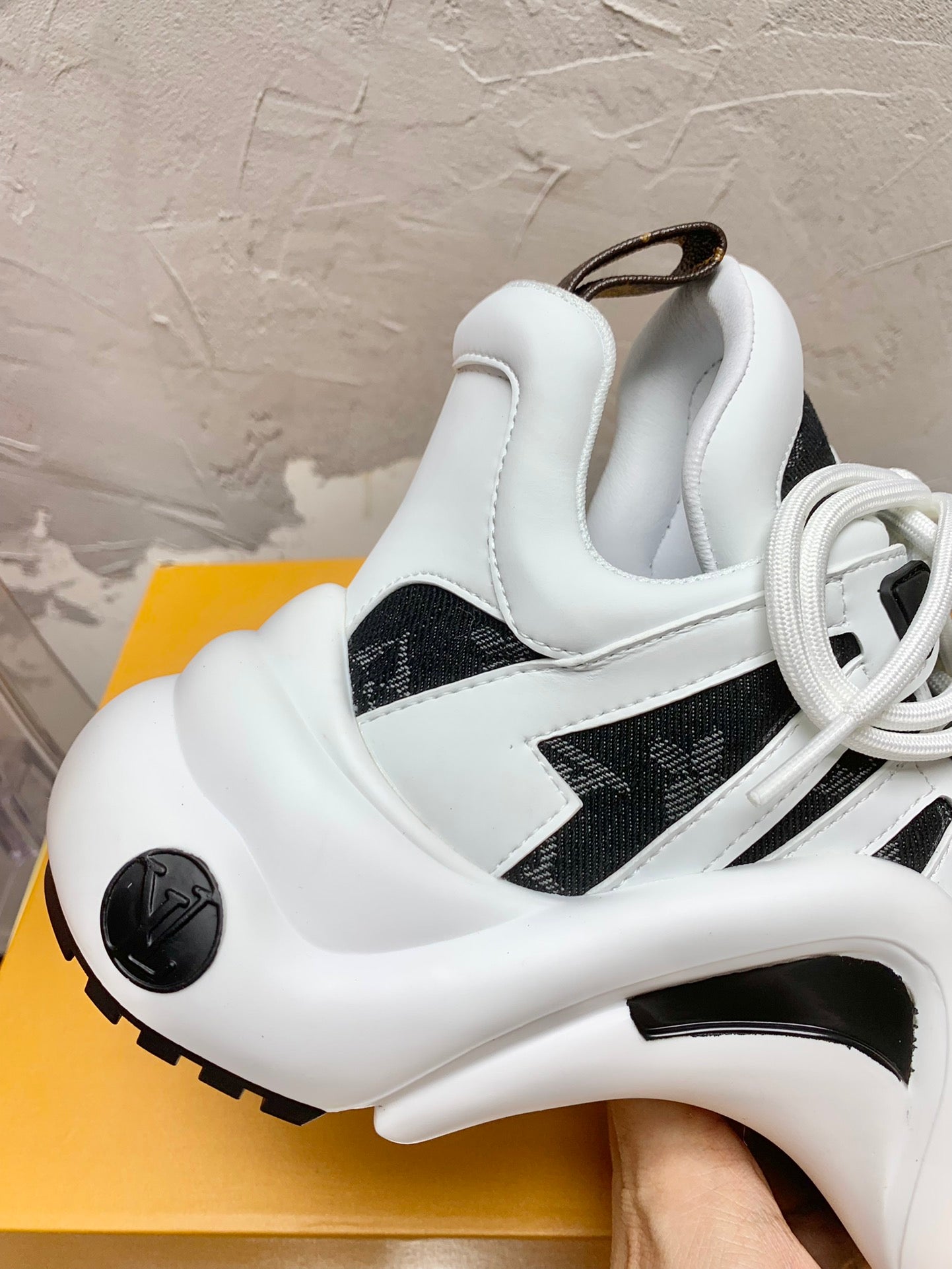 Louis Vuitton Sneakers