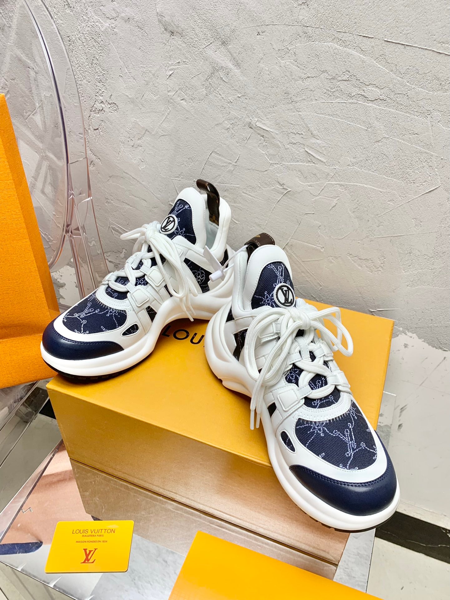 Louis Vuitton Sneakers