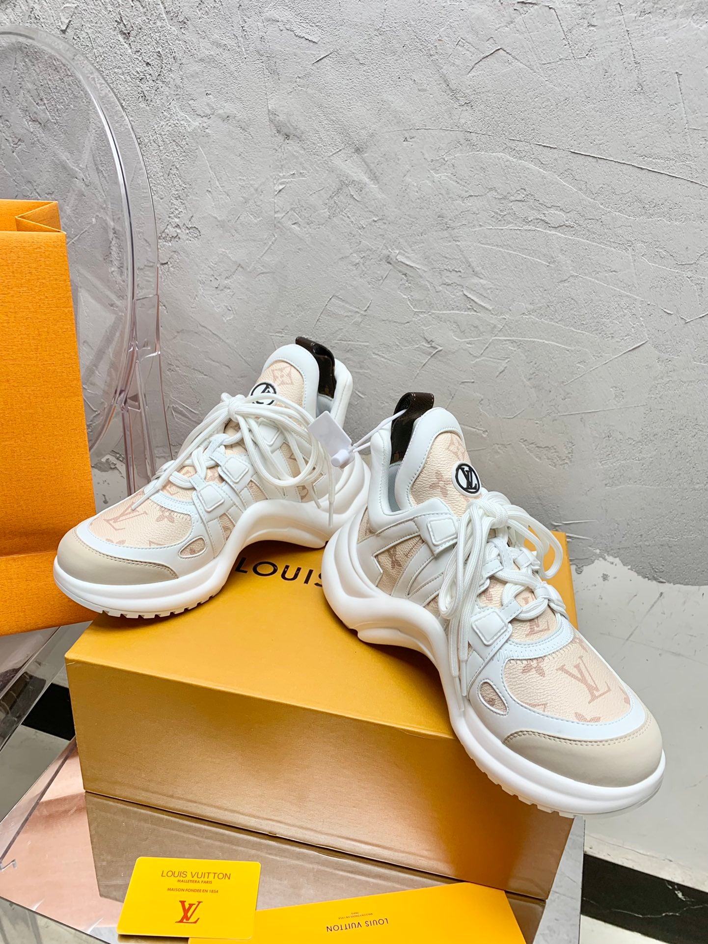 Louis Vuitton Sneakers