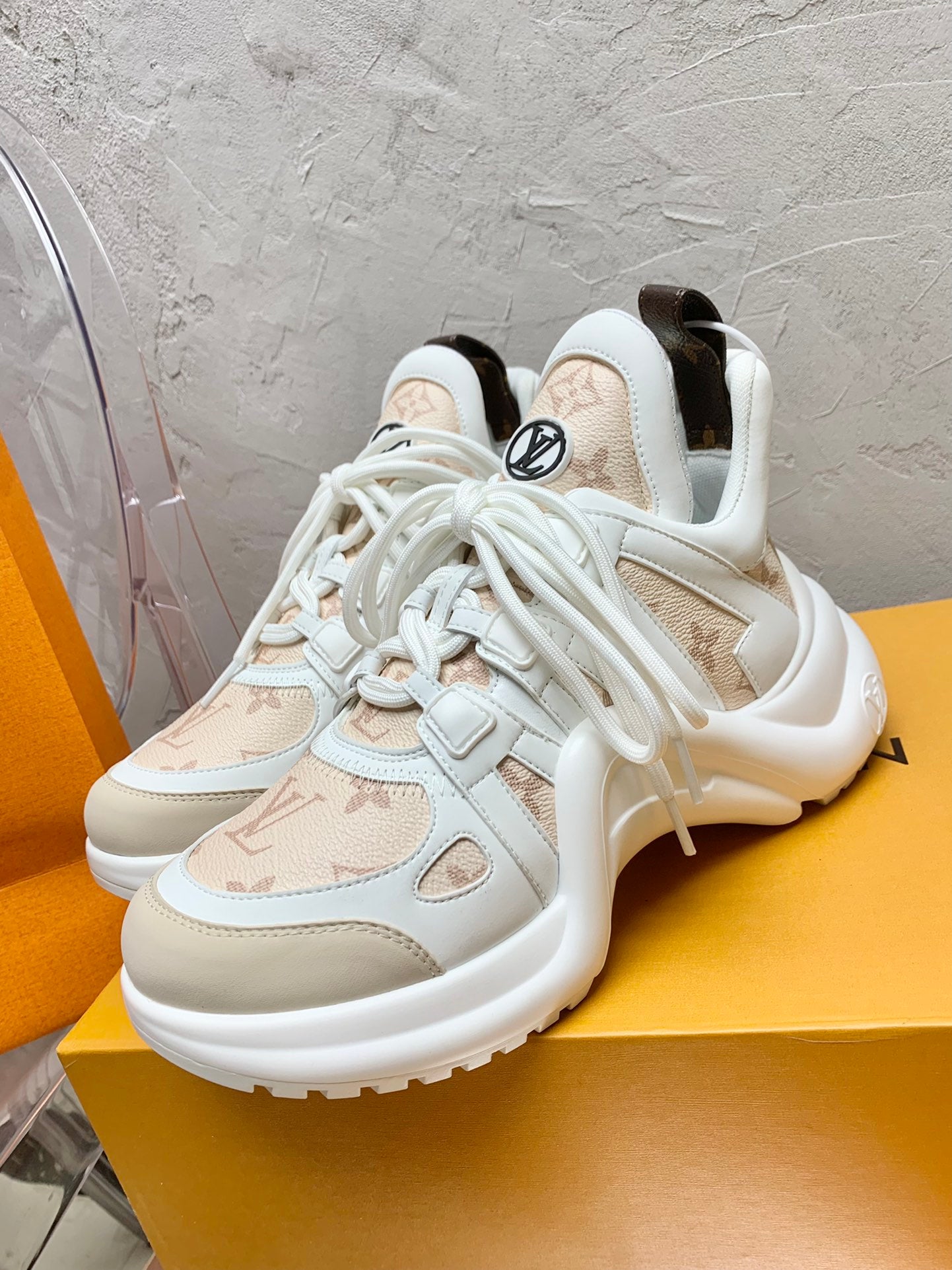 Louis Vuitton Sneakers