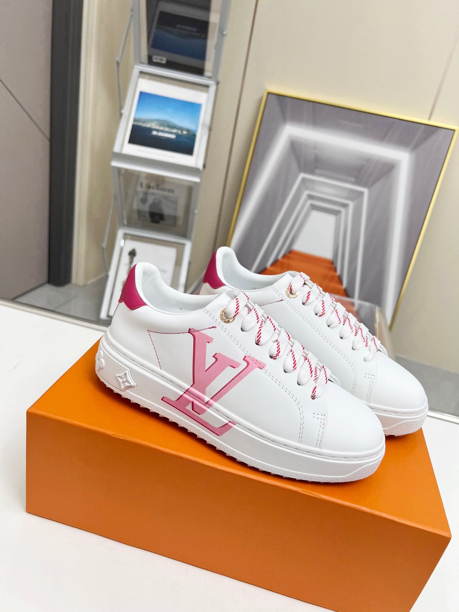 Louis Vuitton Sneakers