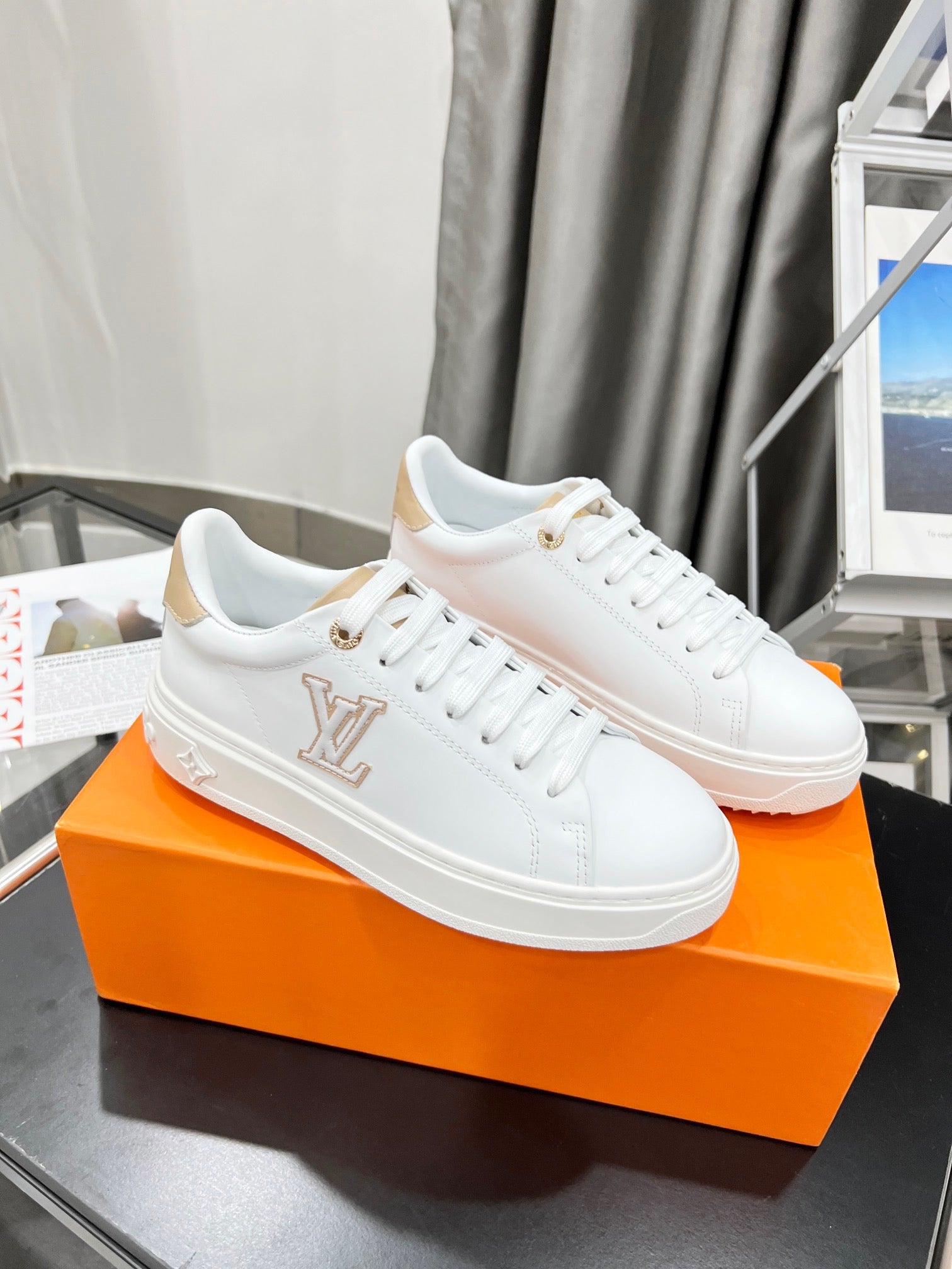 Louis Vuitton Sneakers