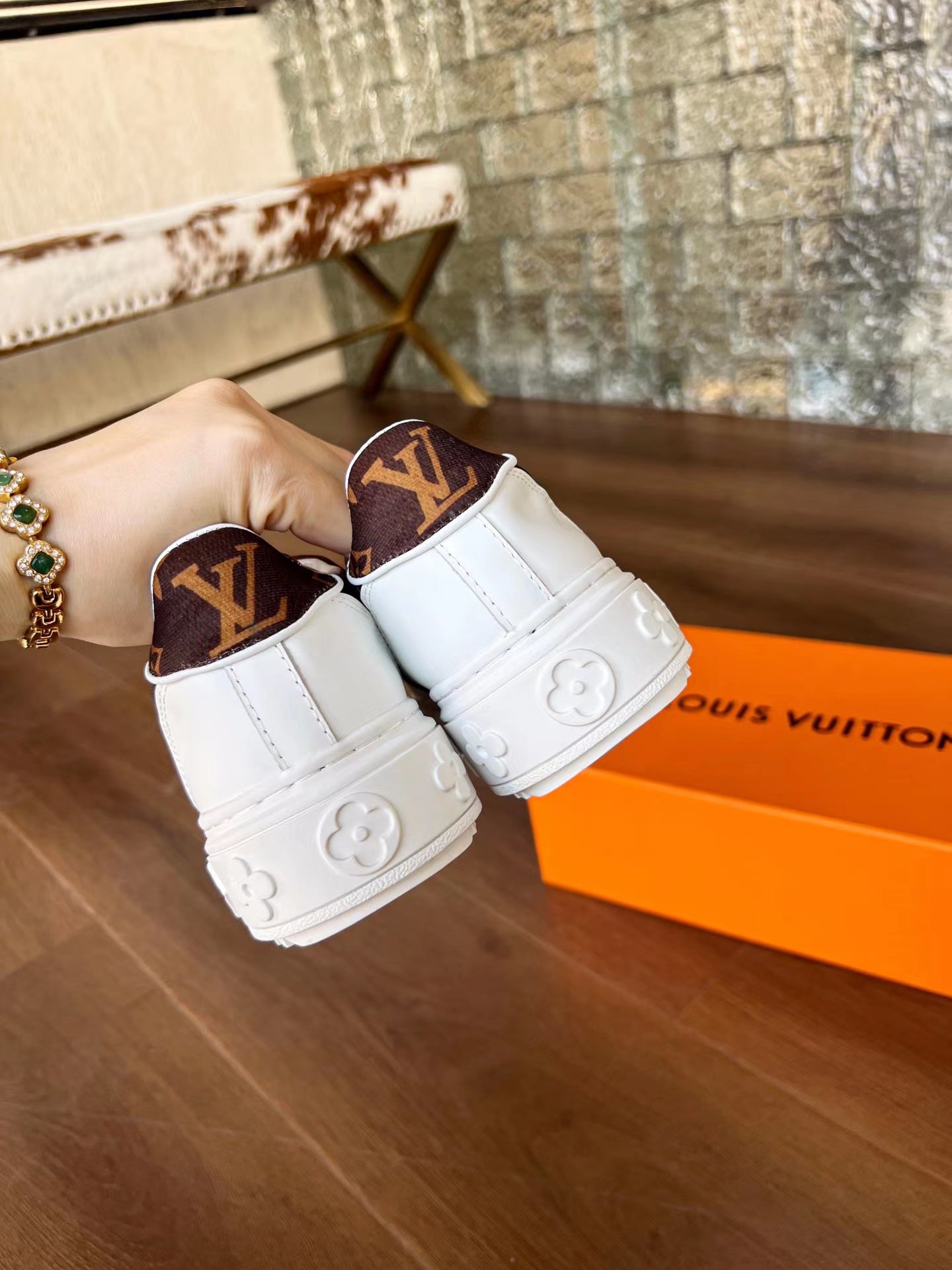 Louis Vuitton Sneakers