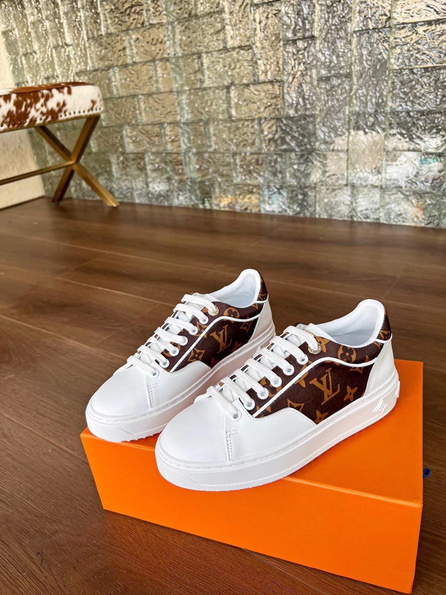 Louis Vuitton Sneakers