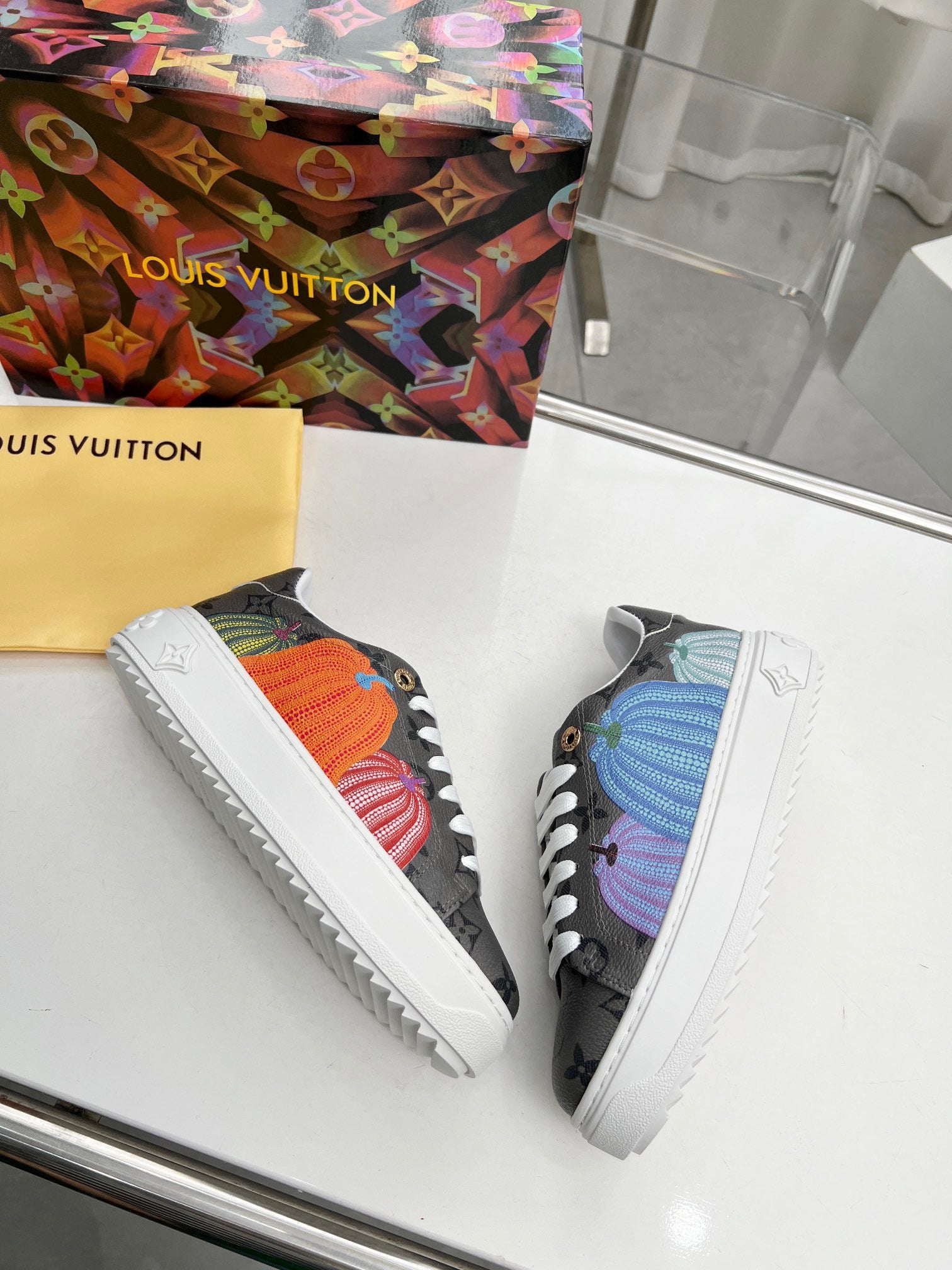 Louis Vuitton Sneakers