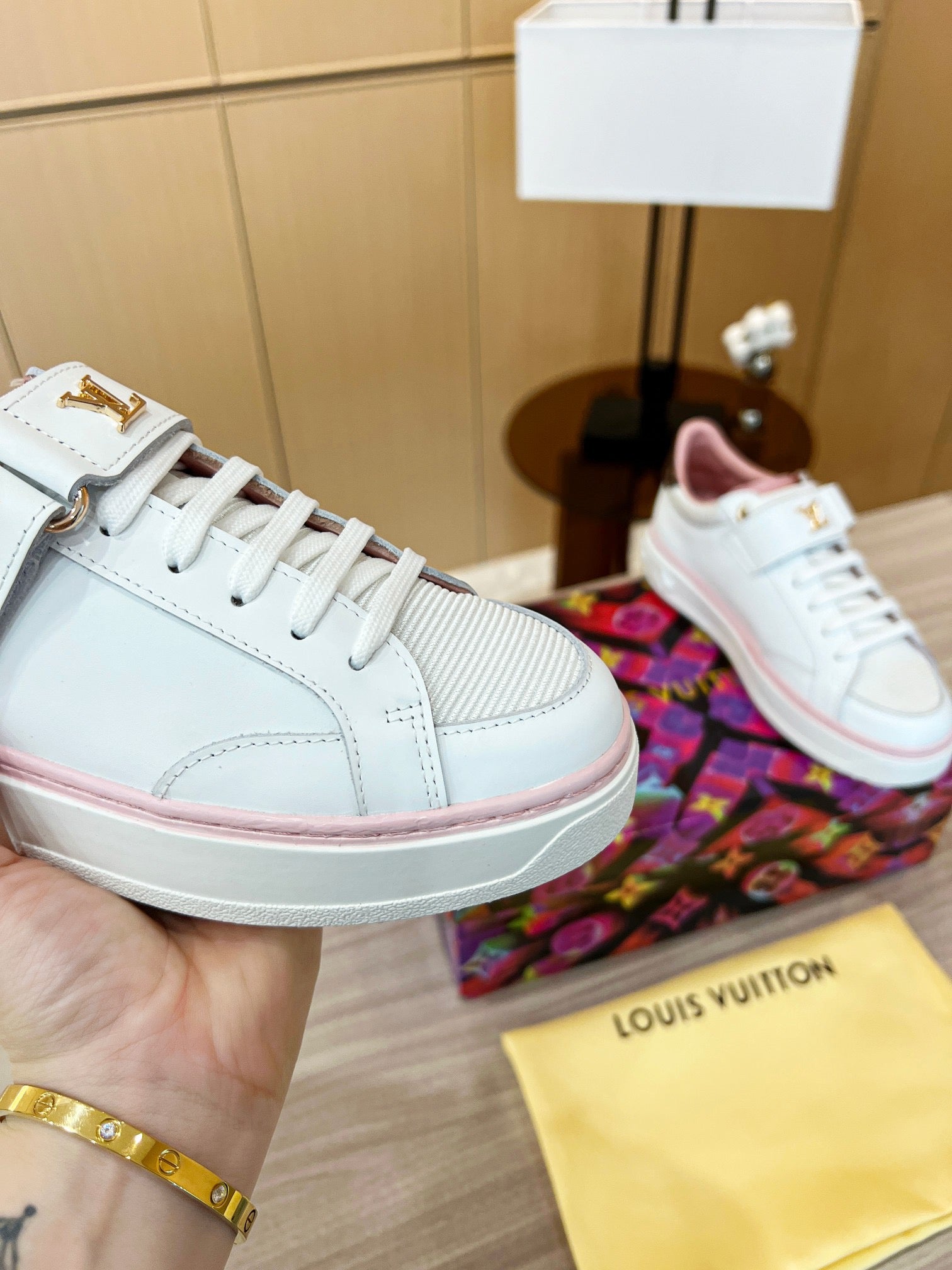 Louis Vuitton Sneakers