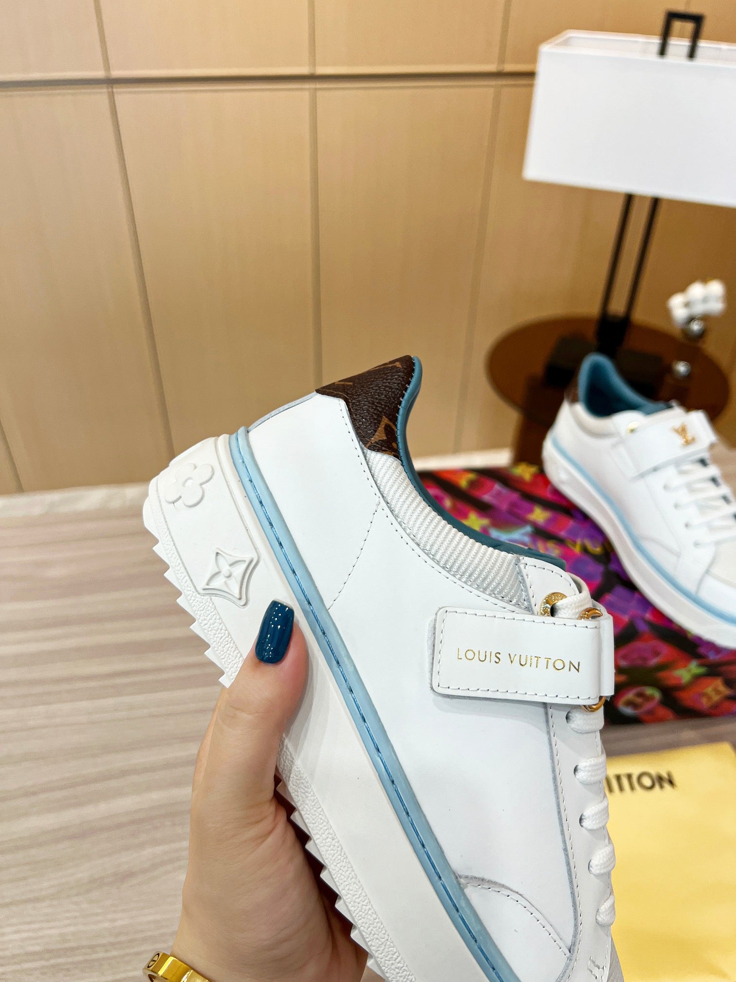 Louis Vuitton Sneakers