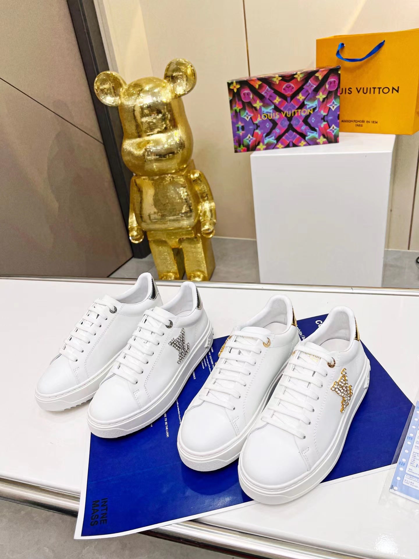 Louis Vuitton Sneakers