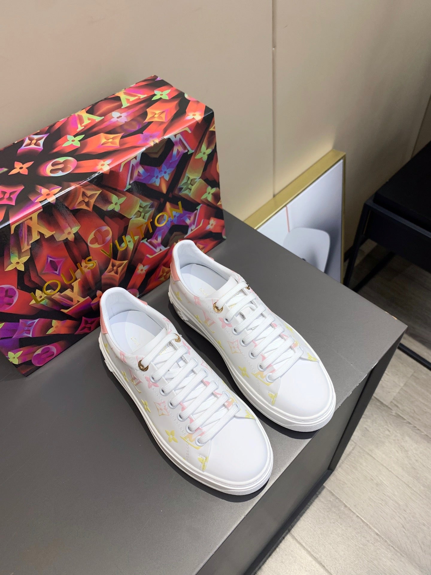 Louis Vuitton Sneakers