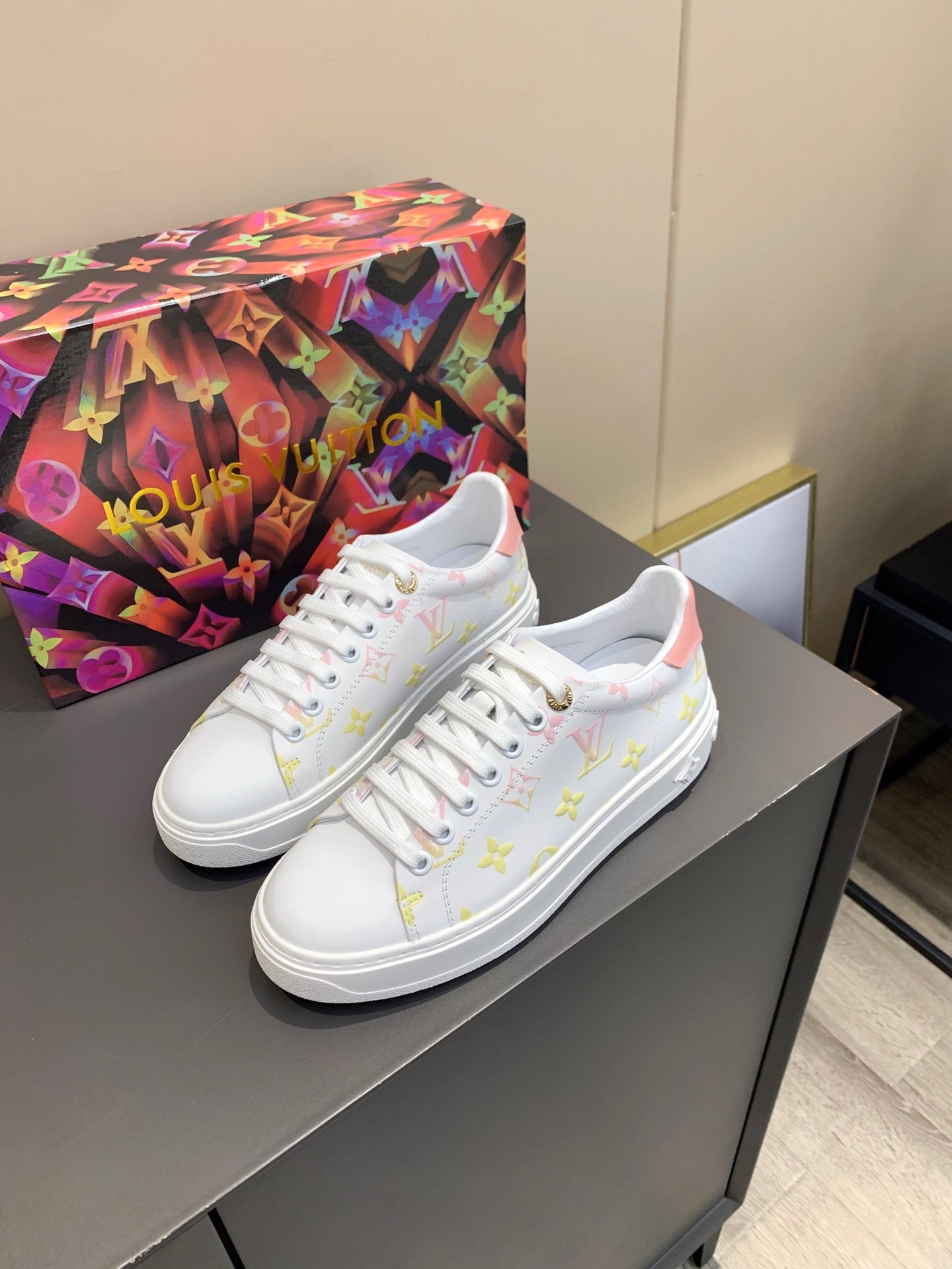 Louis Vuitton Sneakers