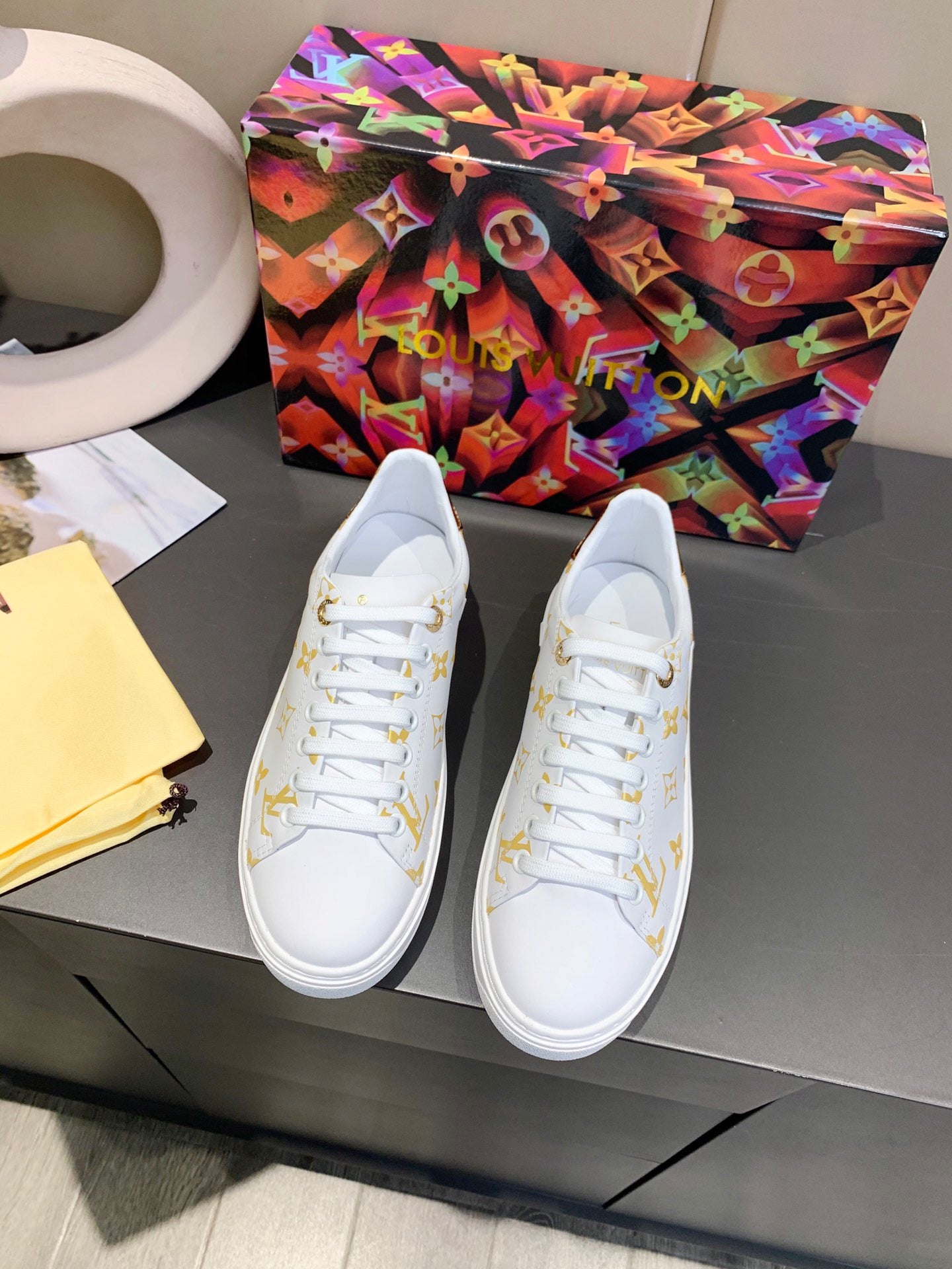 Louis Vuitton Sneakers