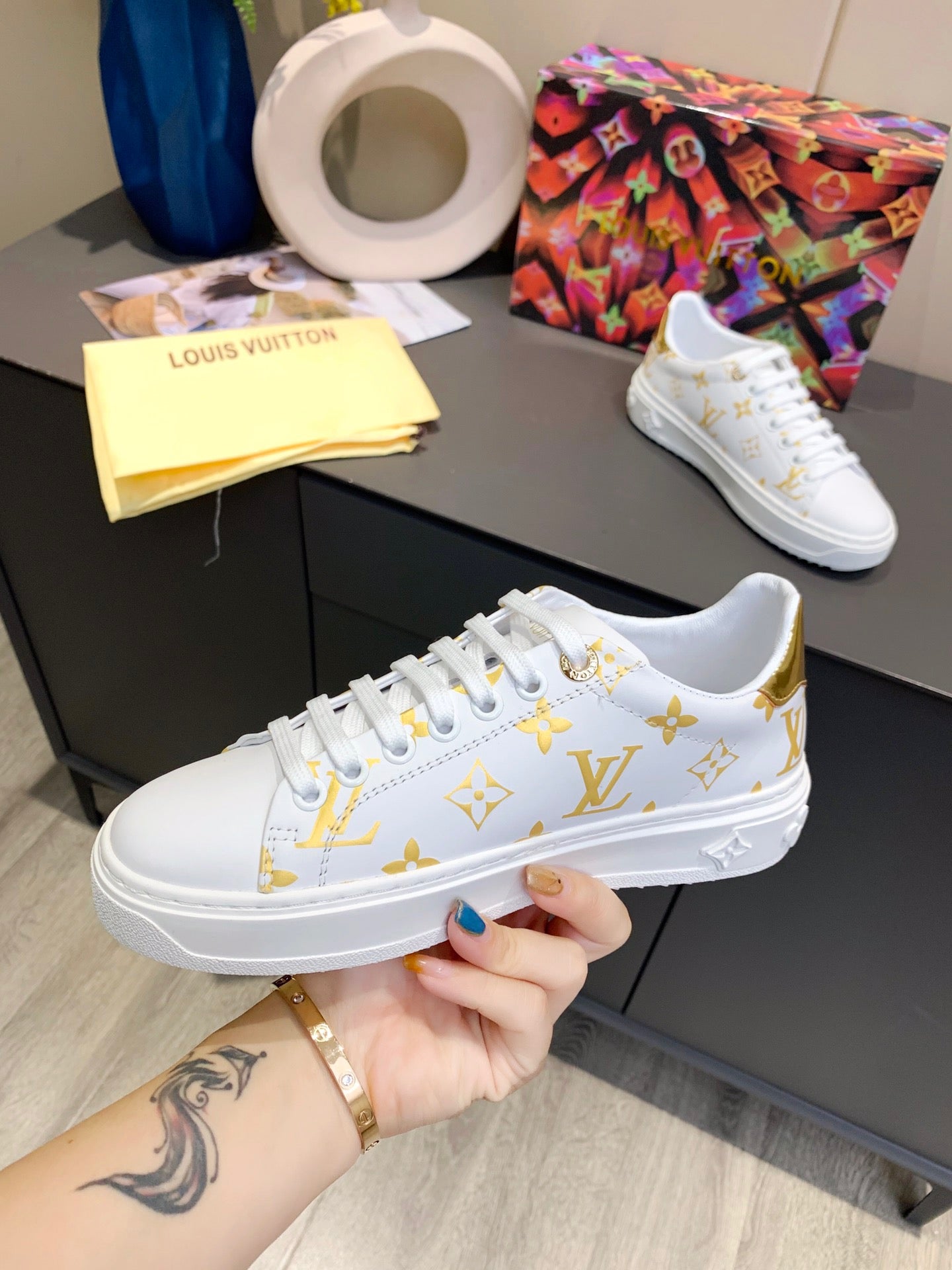 Louis Vuitton Sneakers