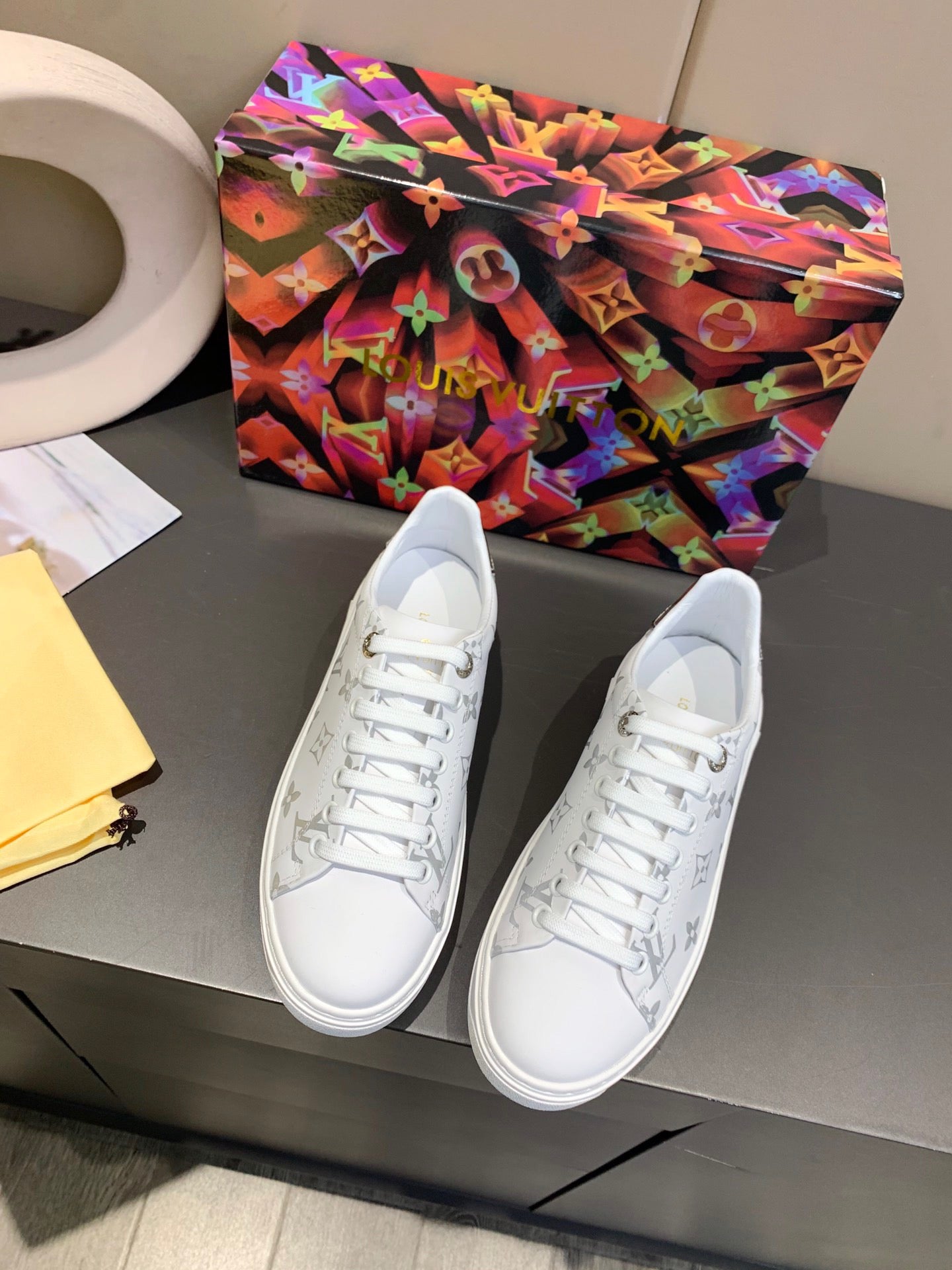 Louis Vuitton Sneakers