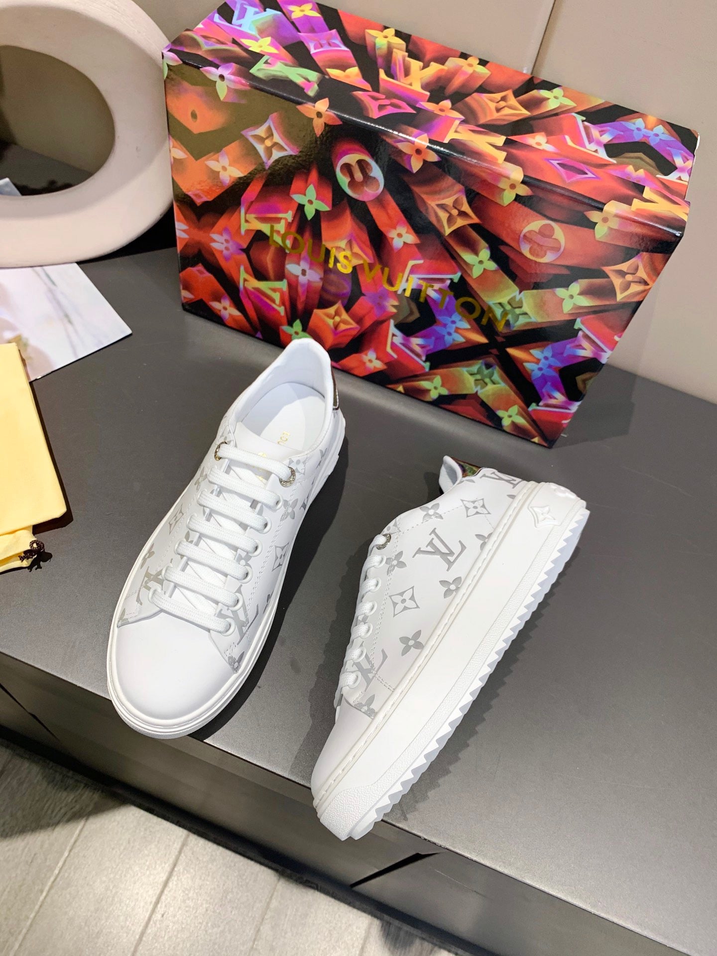 Louis Vuitton Sneakers