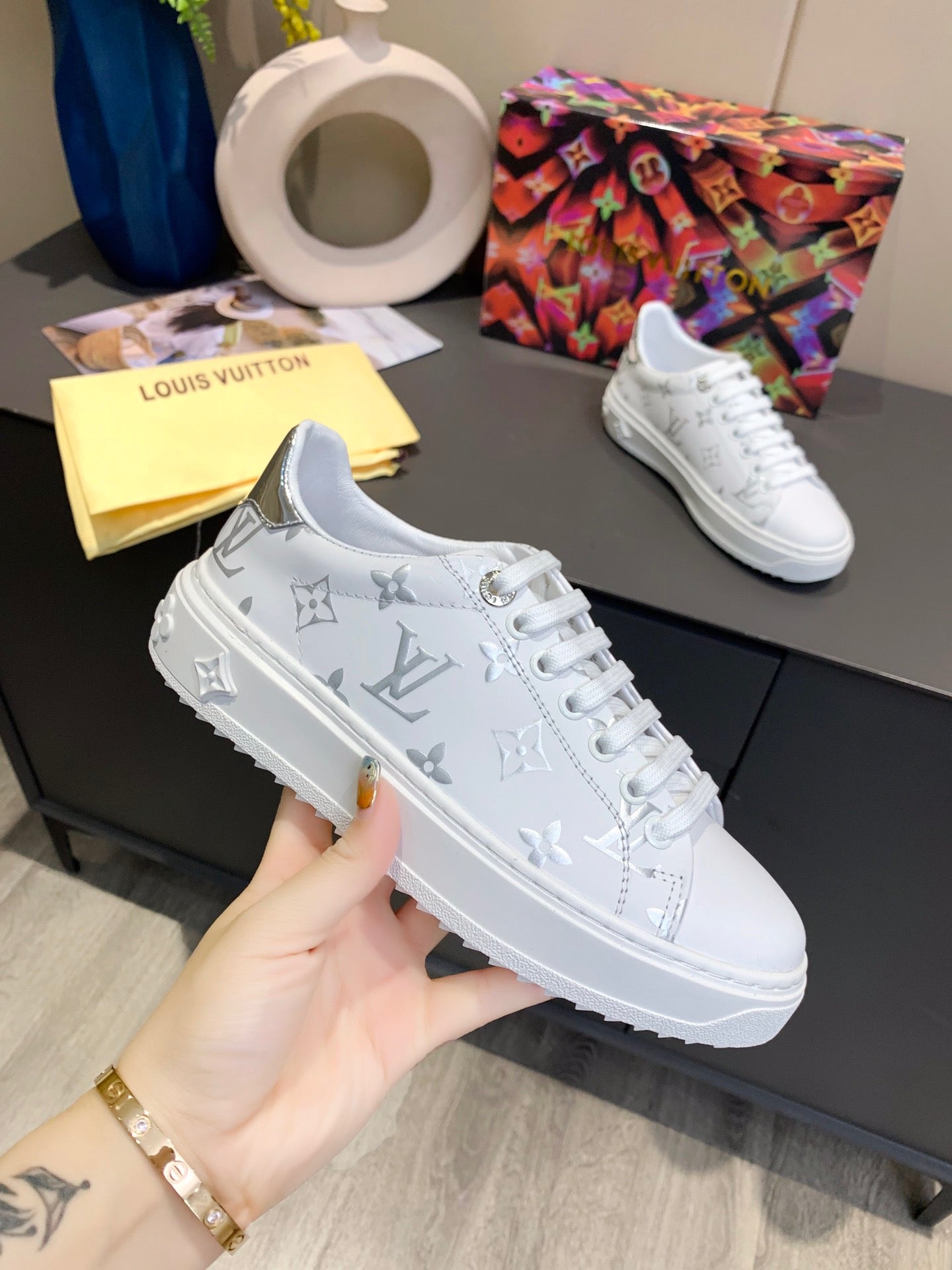 Louis Vuitton Sneakers