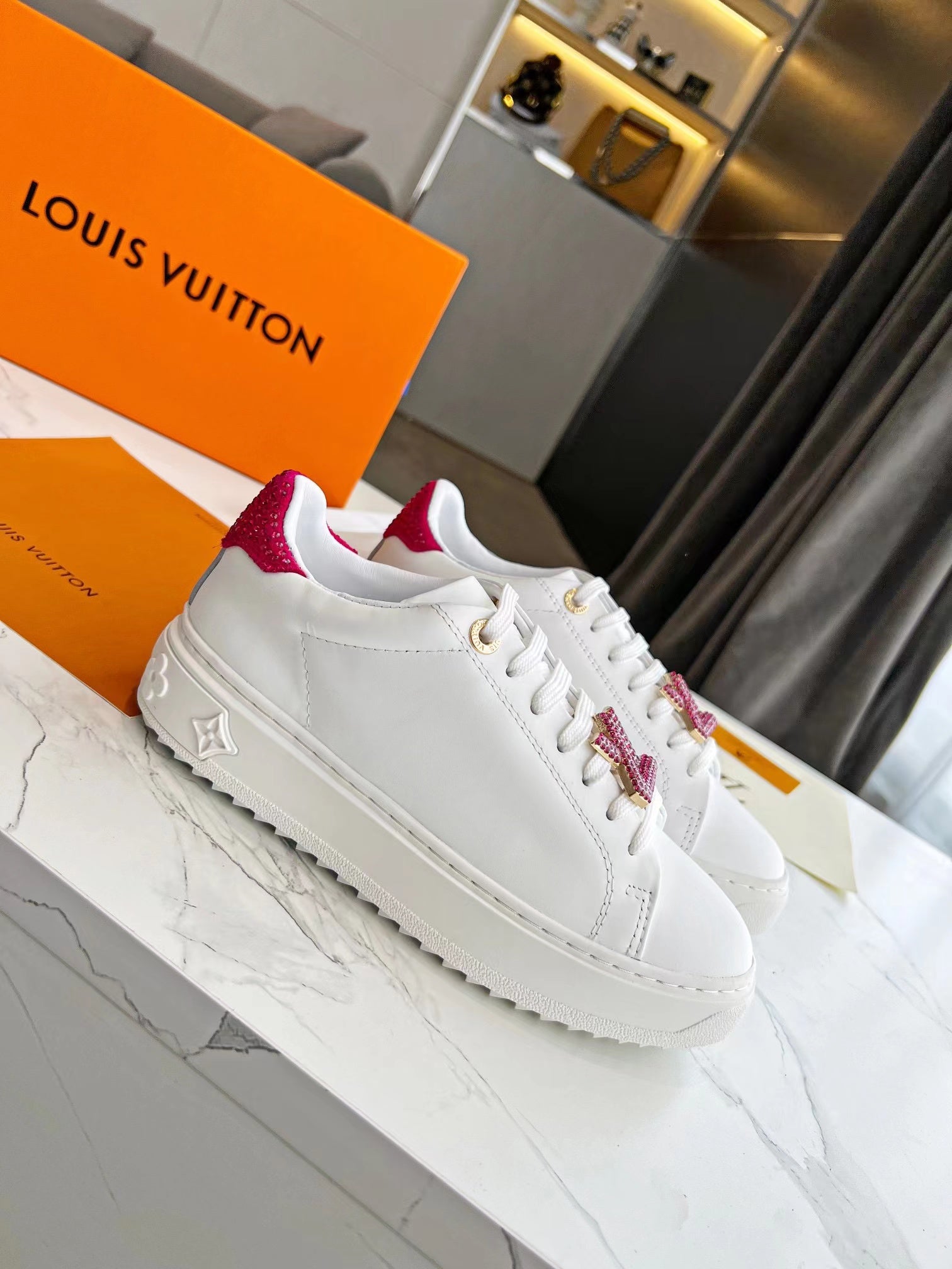 Louis Vuitton Sneakers