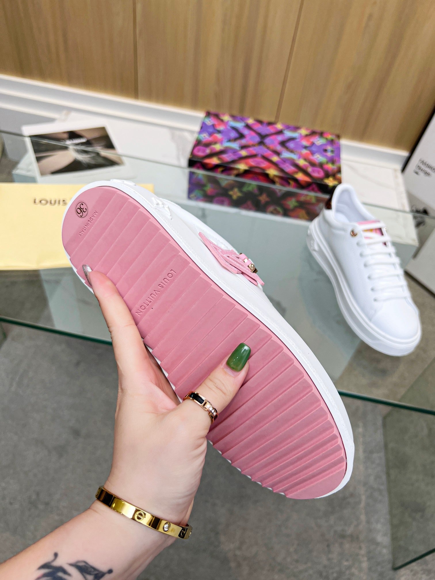 Louis Vuitton Sneakers