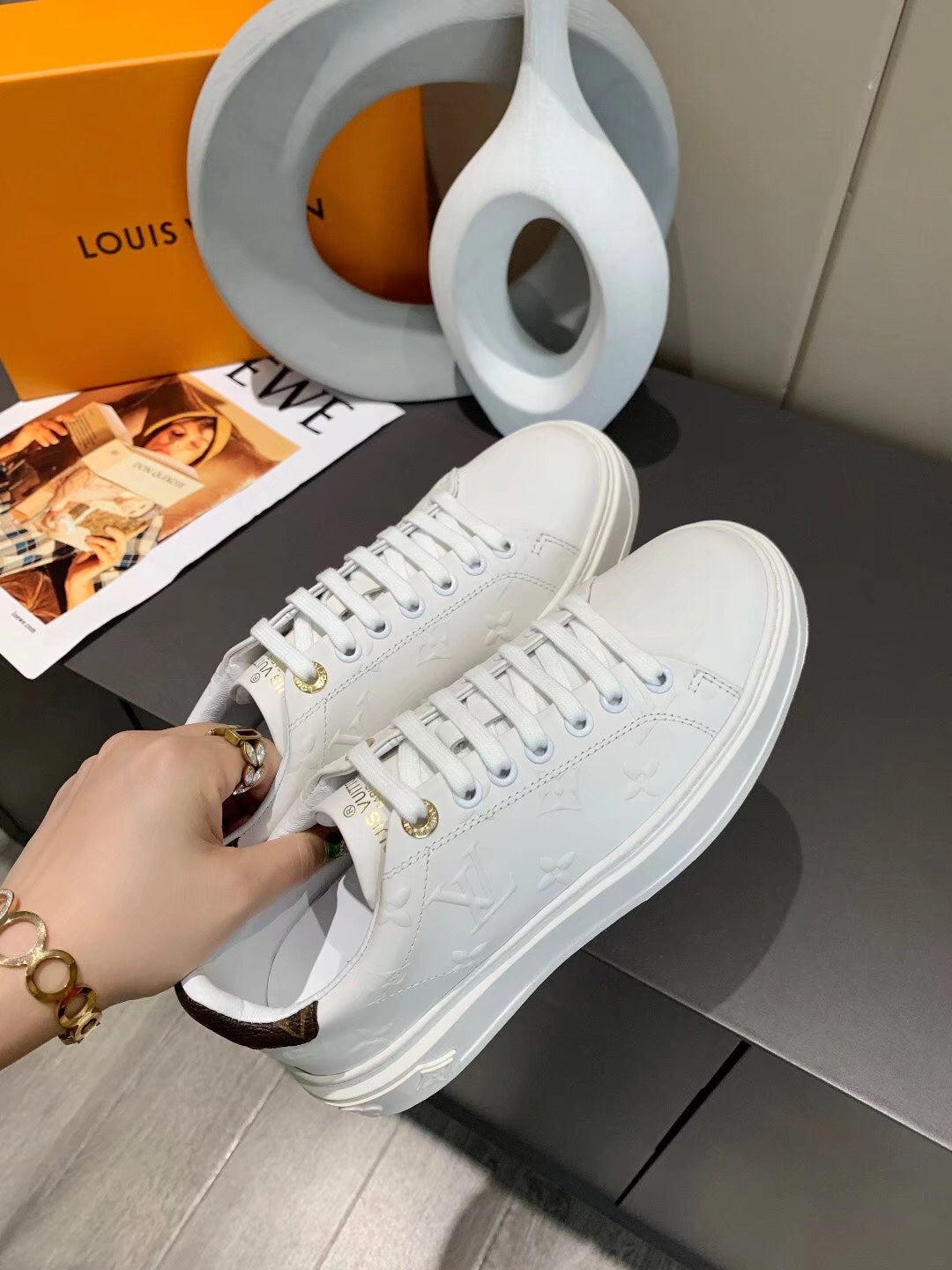 Louis Vuitton Sneakers