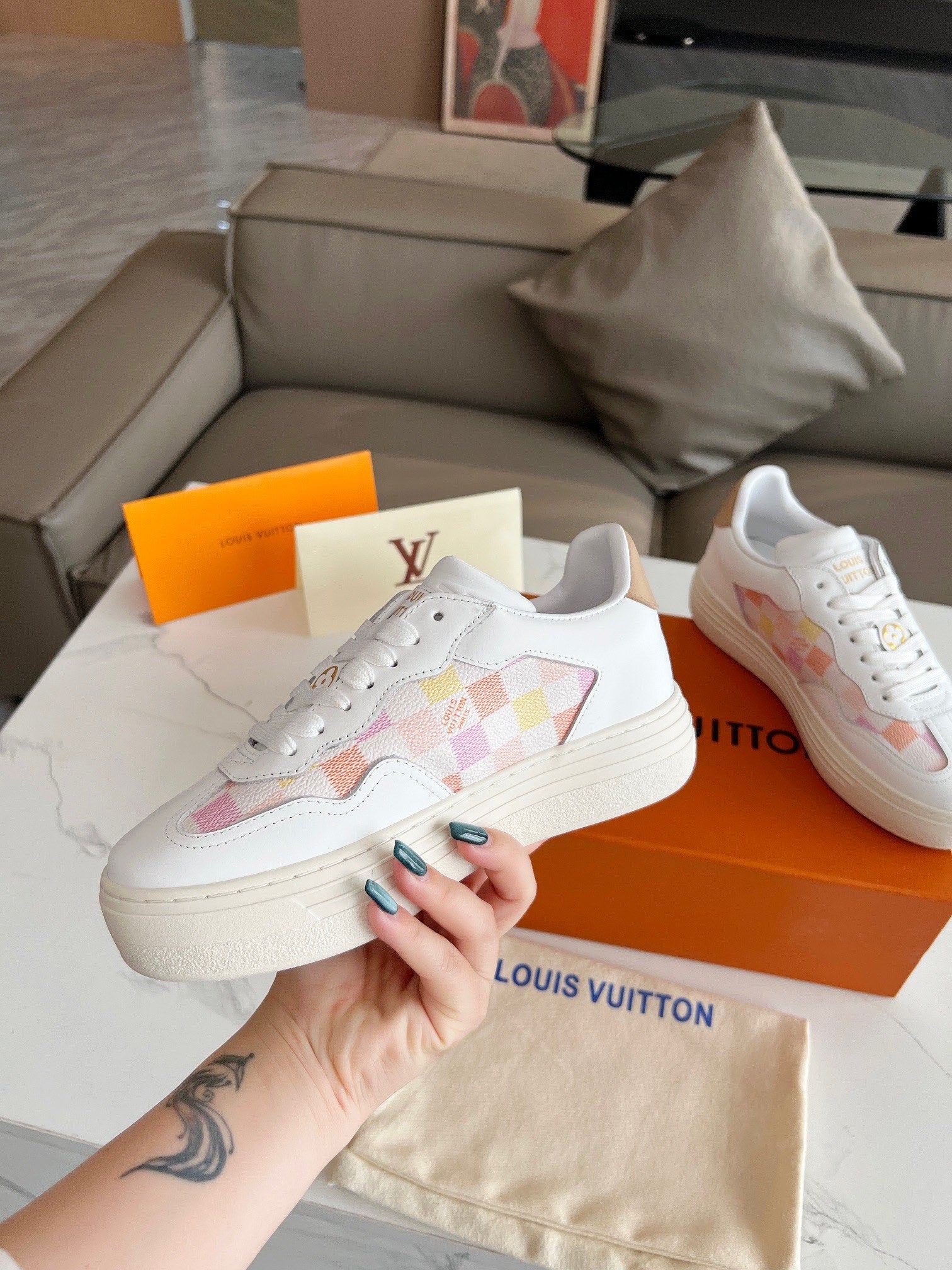 Louis Vuitton Sneakers