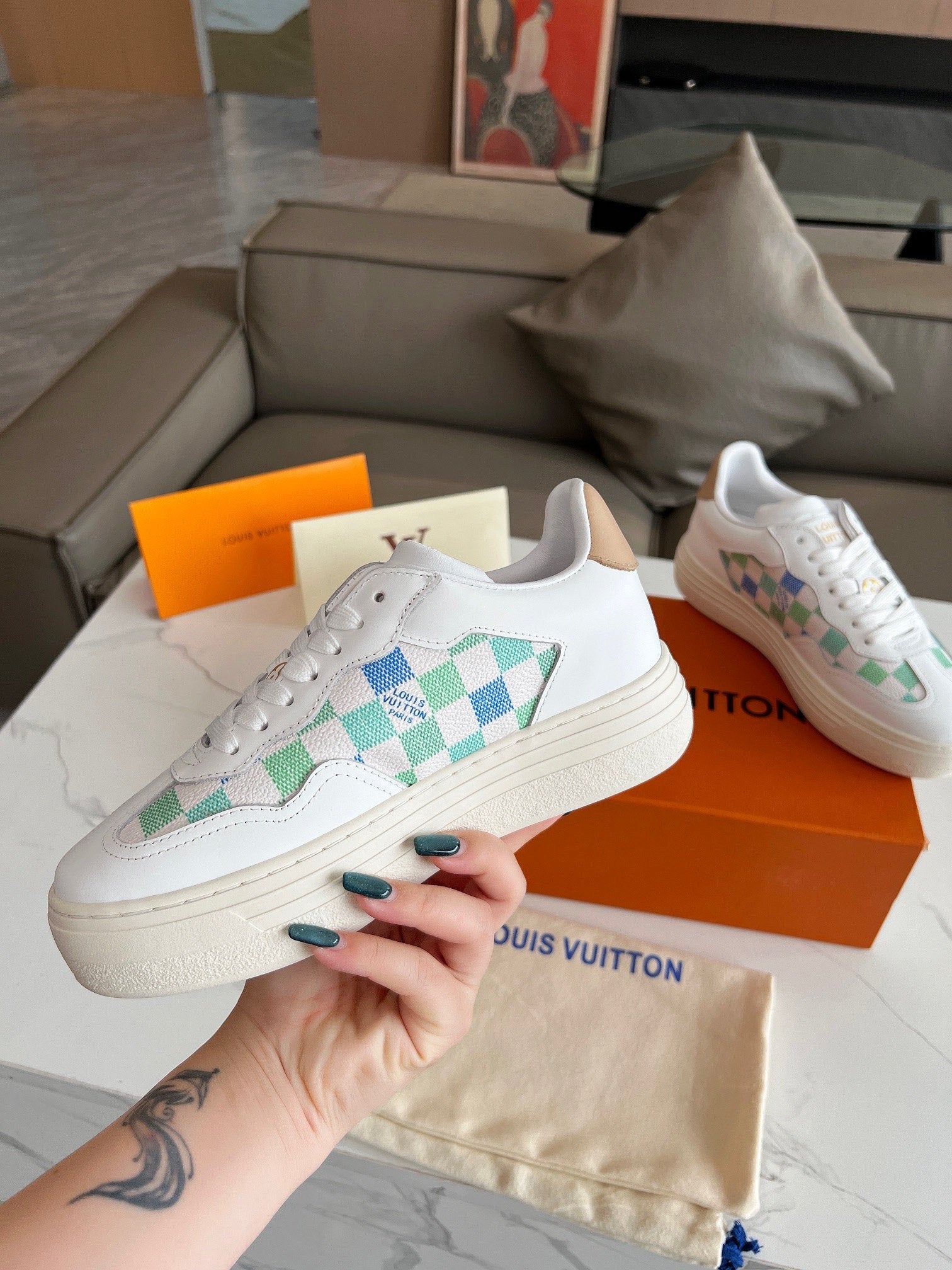 Louis Vuitton Sneakers