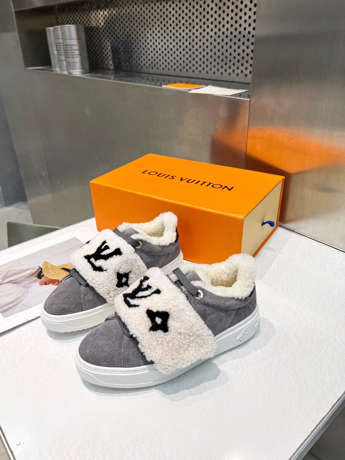 Louis Vuitton Sneakers