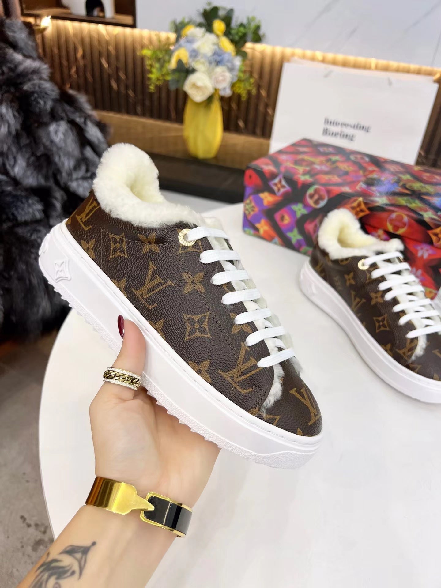 Louis Vuitton Sneakers