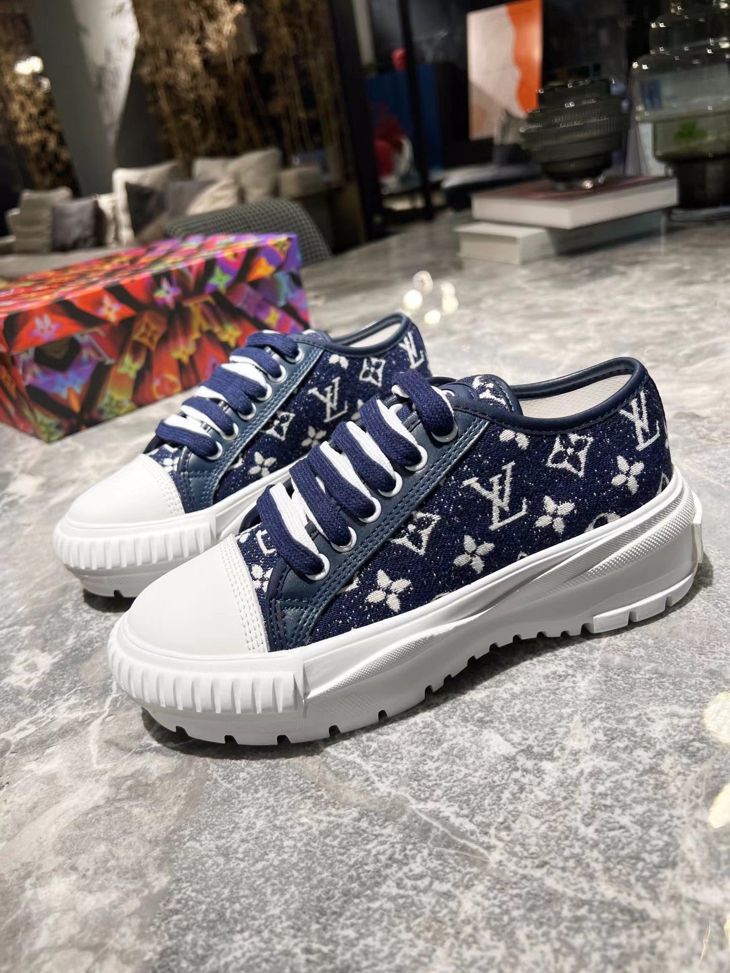 Louis Vuitton Sneakers