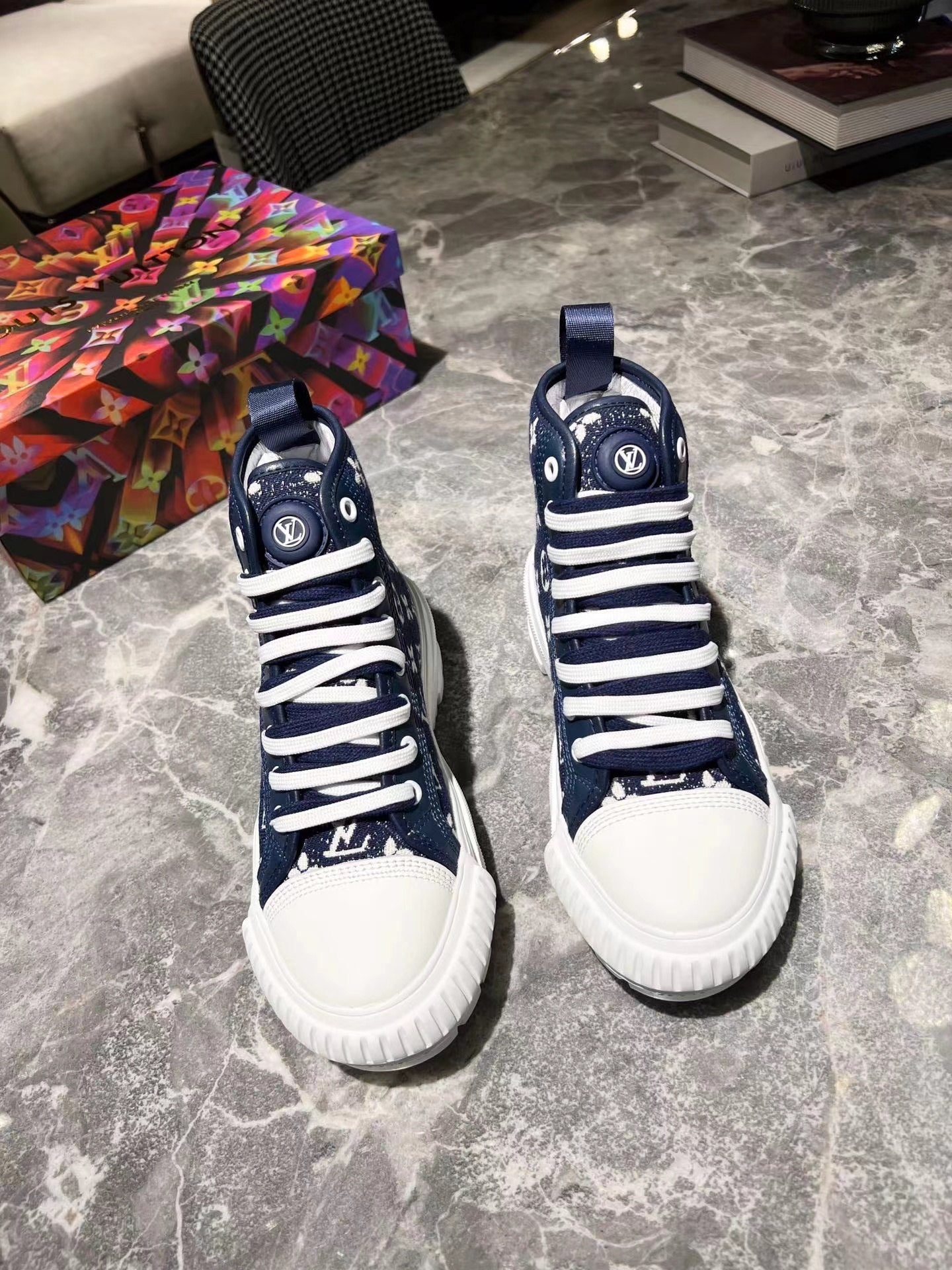 Louis Vuitton Sneakers