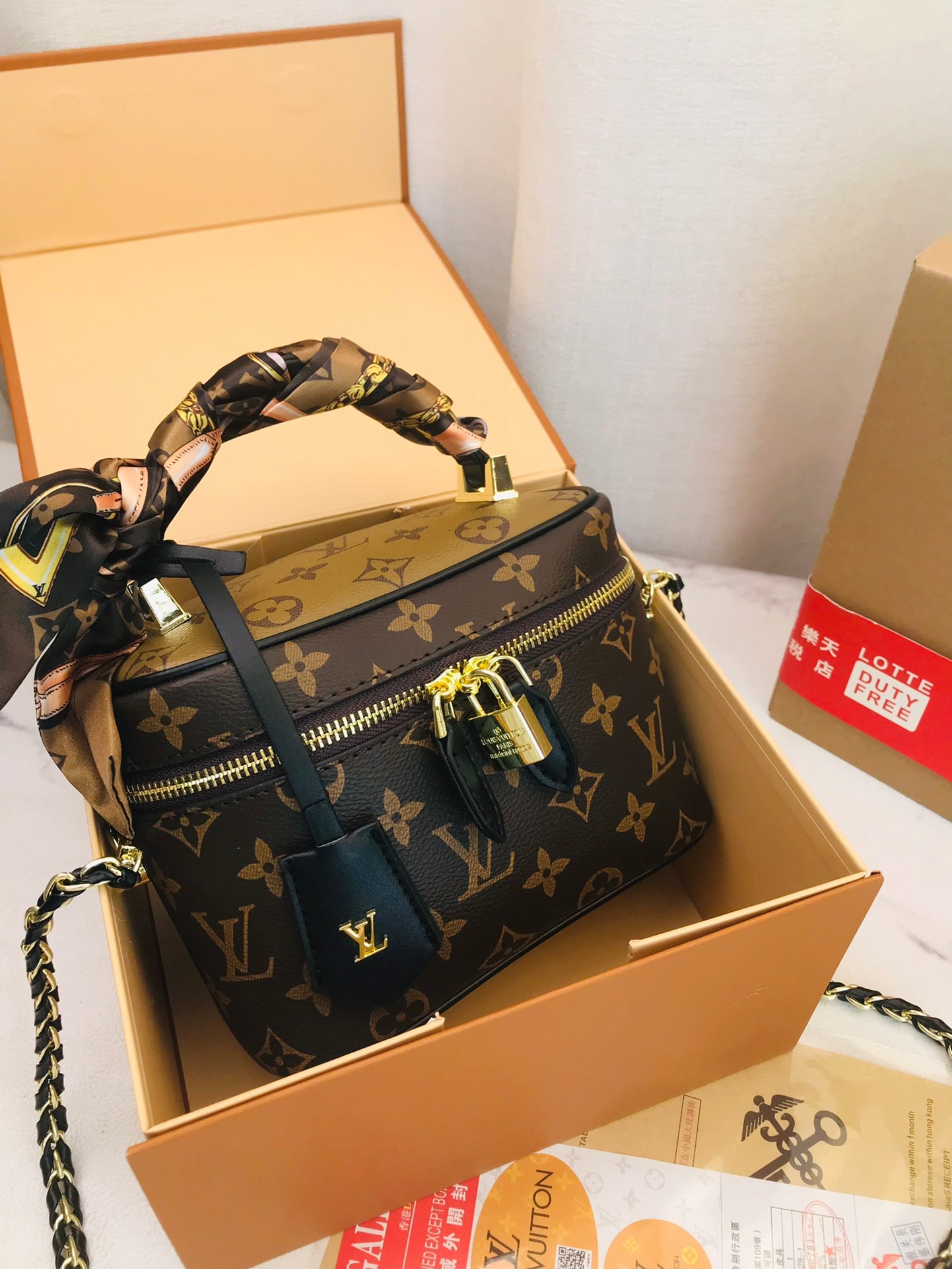 Louis Vuitton handbags (vanity) free twilly scarf