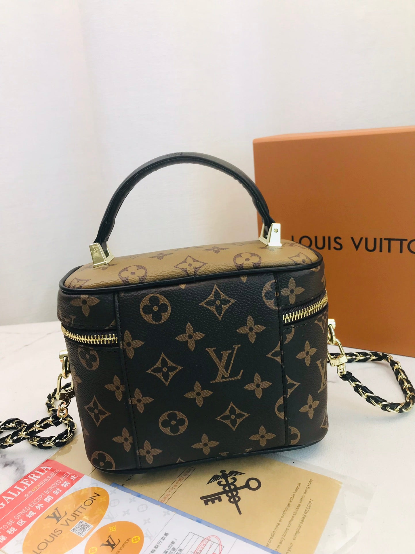 Louis Vuitton handbags (vanity) free twilly scarf