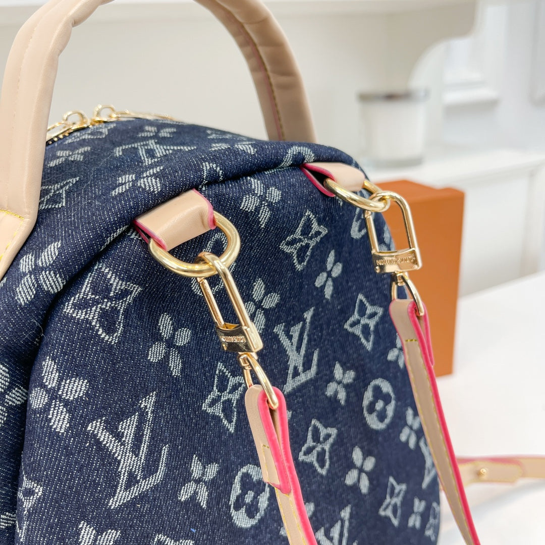 Louis Vuitton handbags (Backpack )