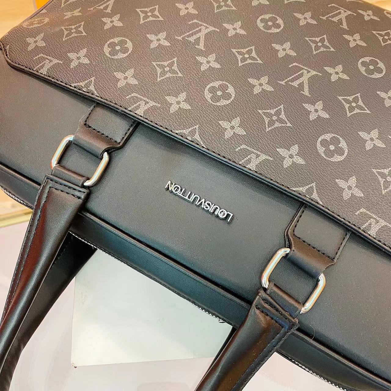 Louis Vuitton handbags (laptop, Office)