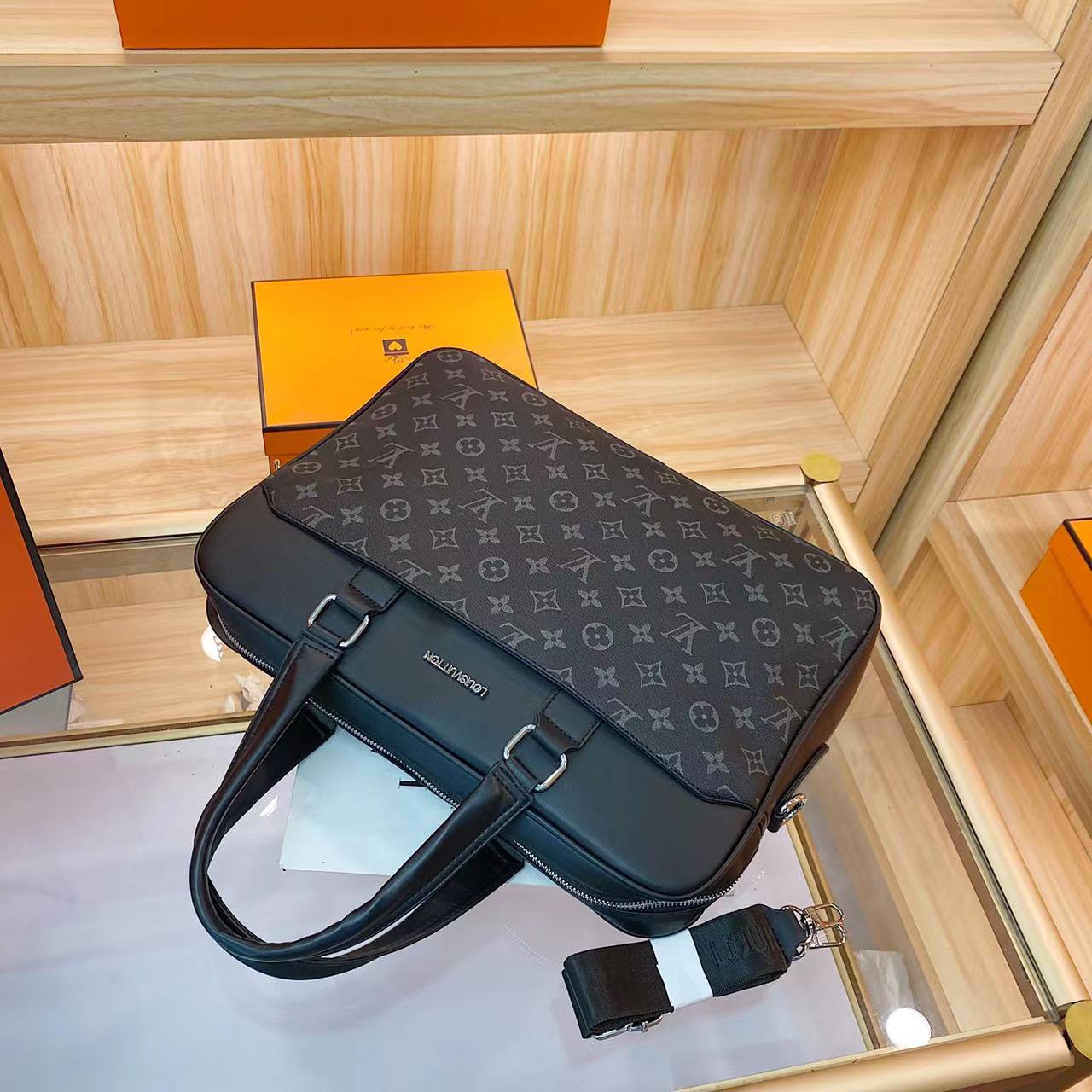 Louis Vuitton handbags (laptop, Office)