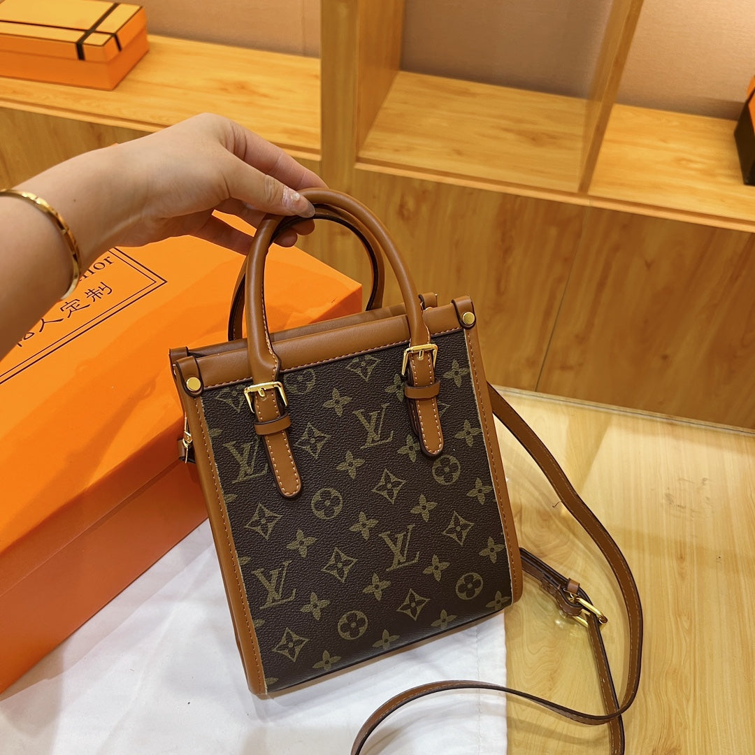 Louis Vuitton (Coach, Michael Kors,  Gucci)handbags